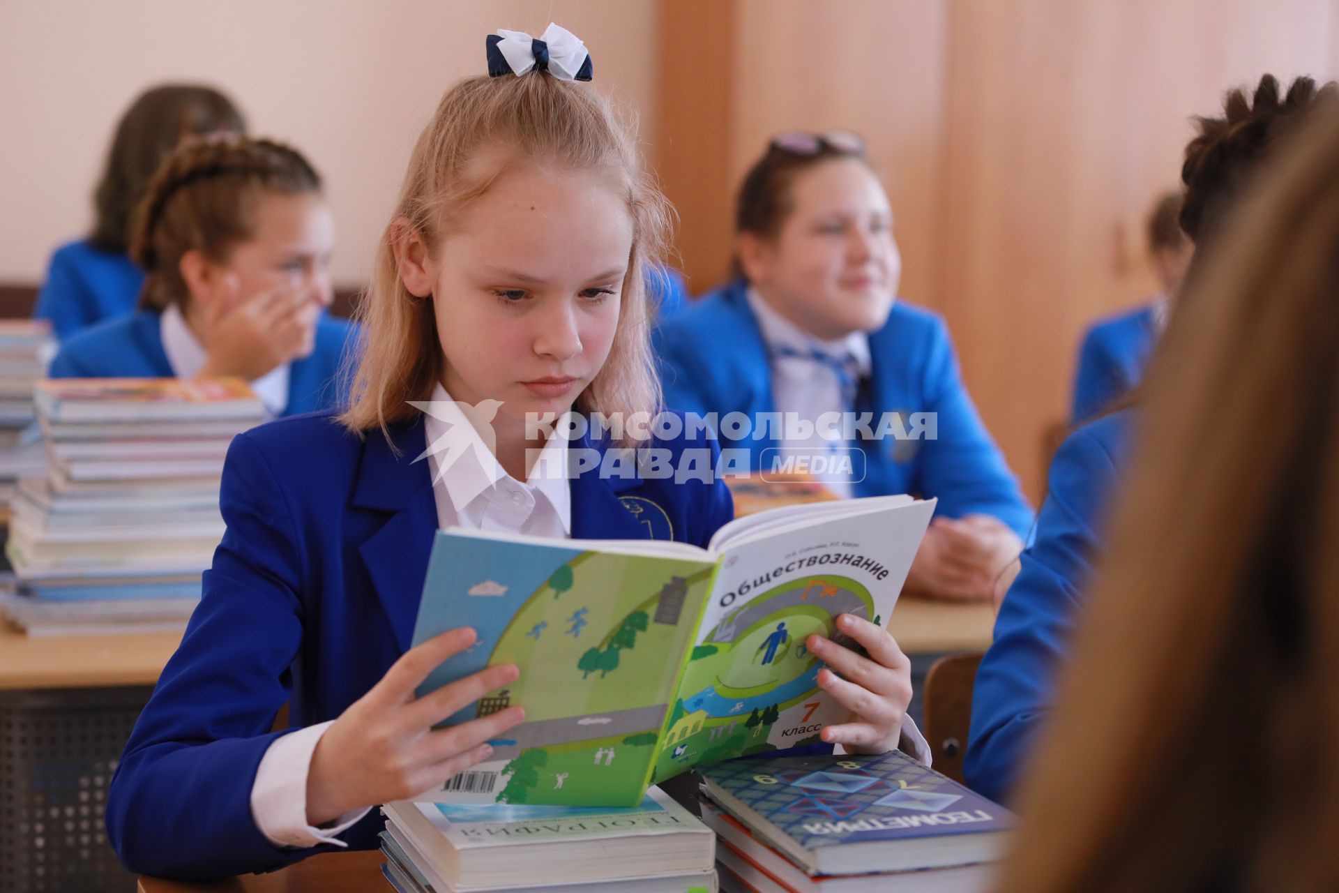 Красноярск.  День знаний в кадетском корпусе и Мариинской женской гимназии.