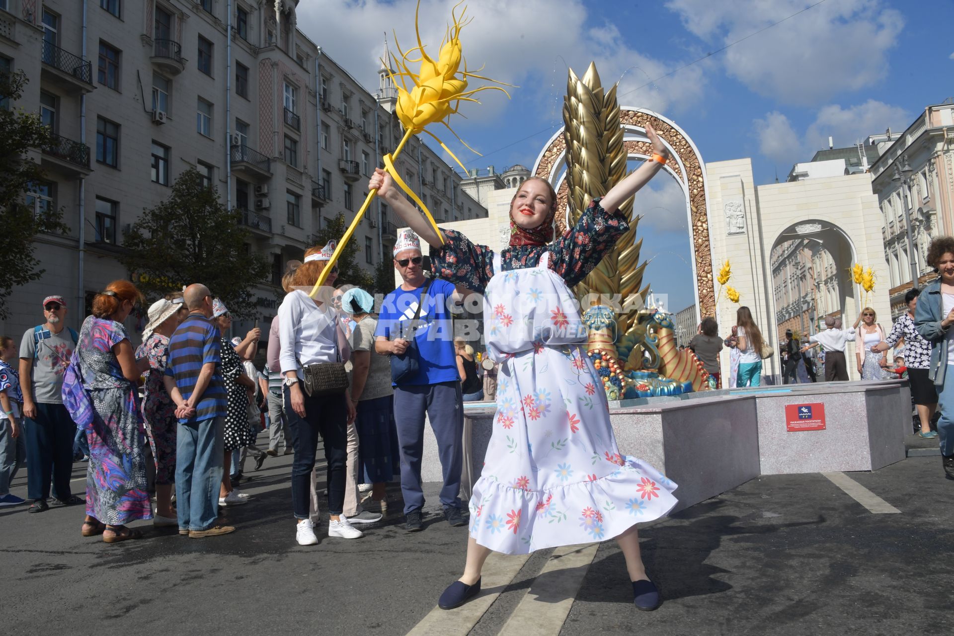 Москва. Во время праздничных мероприятий в честь Дня города на Тверской улице.