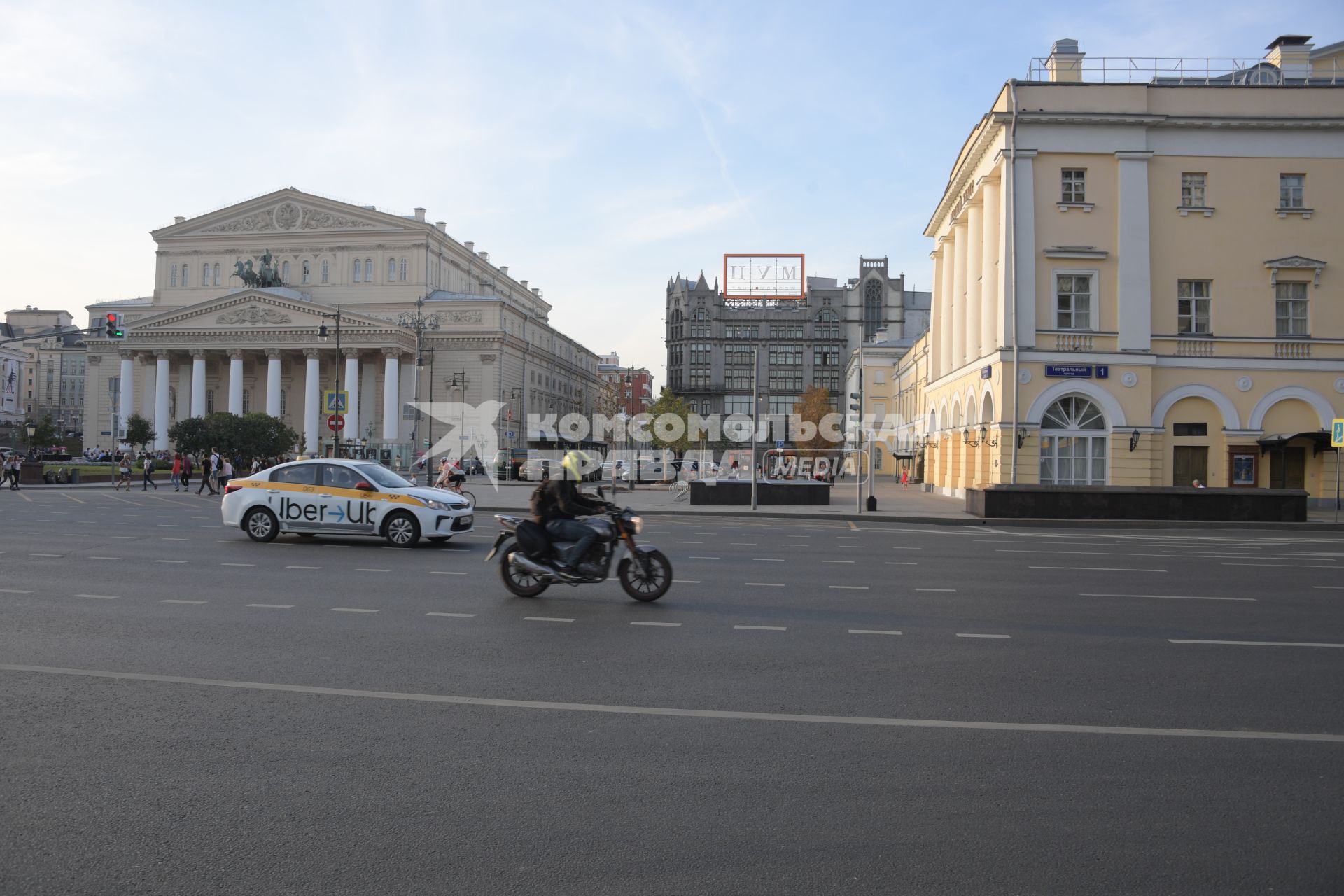 Москва. Вид на Большой театр.