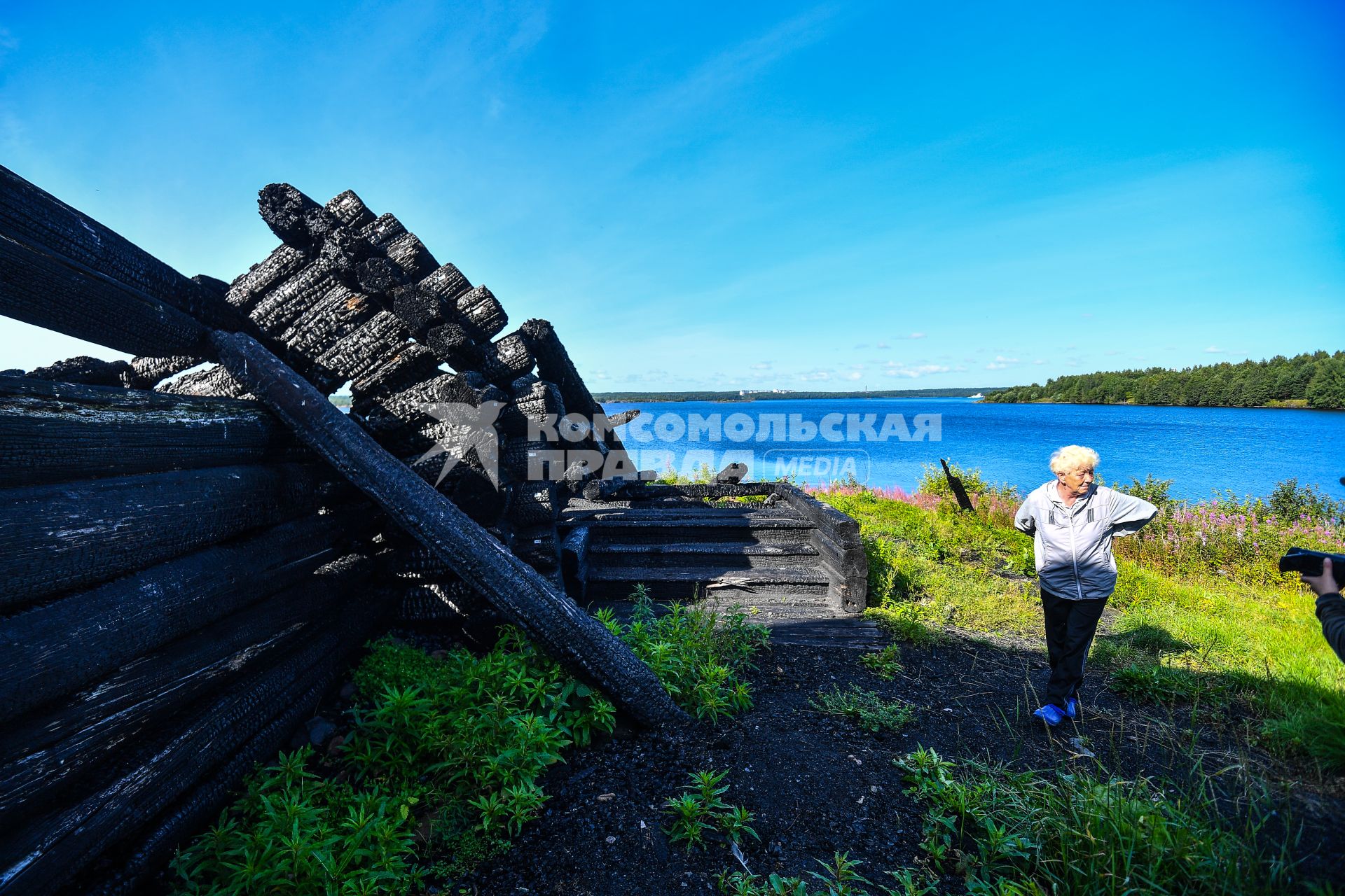 Республика Карелия, Кондопога. Вид  на руины церкви Успения Пресвятой Богородицы.