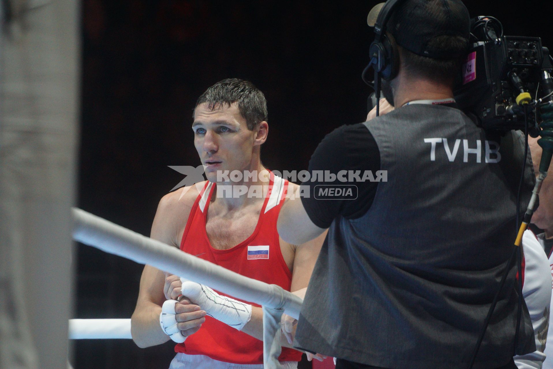 Екатеринбург. Чемпионат мира по боксу среди любителей AIBA-2019. Бой за звание мемпиона мира в весовой категории до 69кг. Роосийский боксер Андрей Замковой (в красном) и Английский боксер Пэт Маккормак