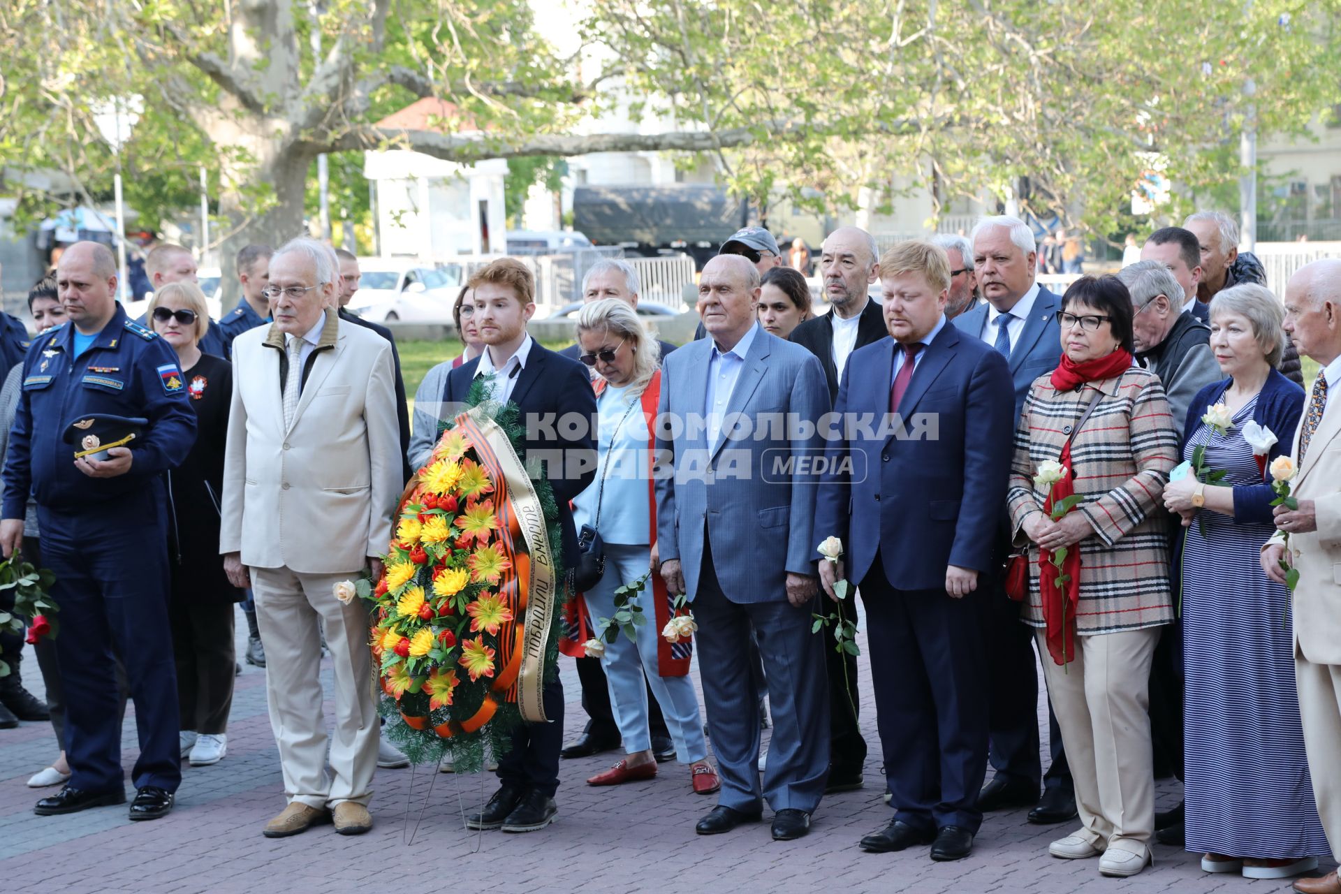 Диск350. Севастополь. XV Международный фестиваль документальных фильмов и телевизионных программ ПОБЕДИЛИ ВМЕСТЕ. 2019. На снимке: режиссер Владимир Меньшов (в центре)