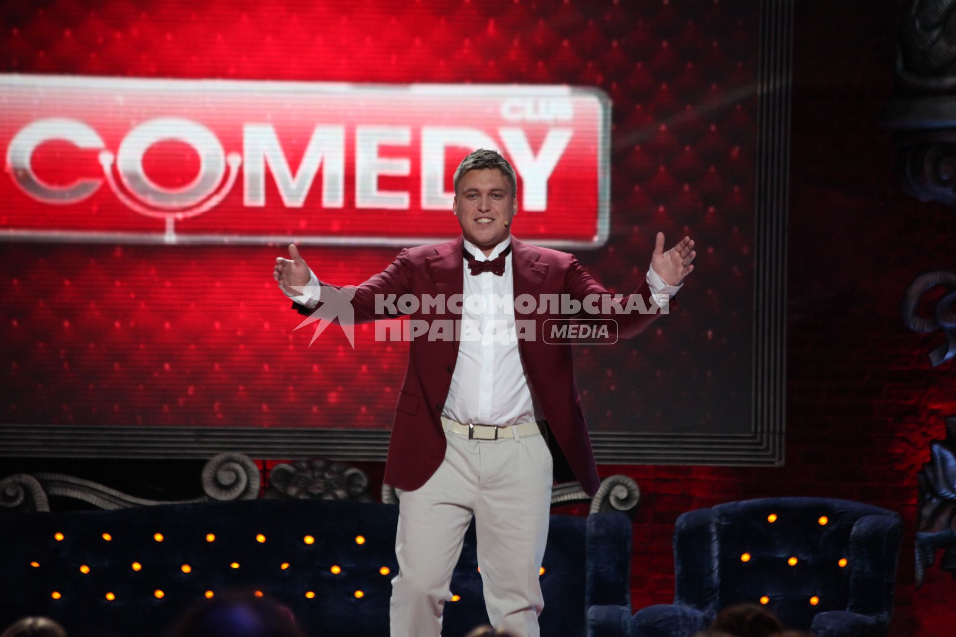 Диск348. Cъемки новогодней передачи COMEDY CLUB. 2013. На снимке: резидент COMEDY CLUB Александр Незлобин