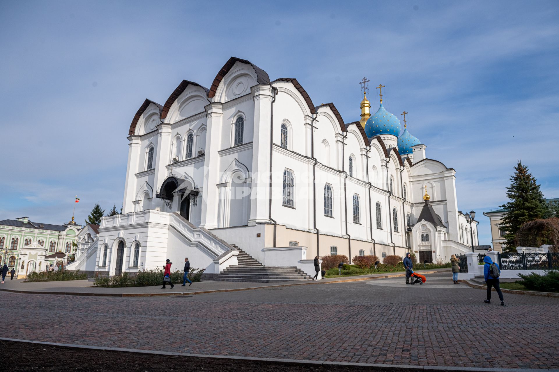Казань.  Благовещенский собор Казанского Кремля.
