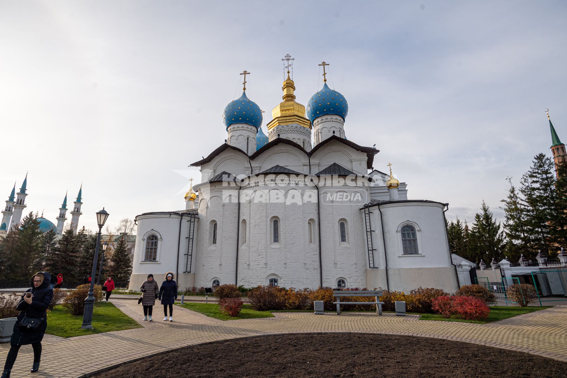 Казань.  Благовещенский собор Казанского Кремля.