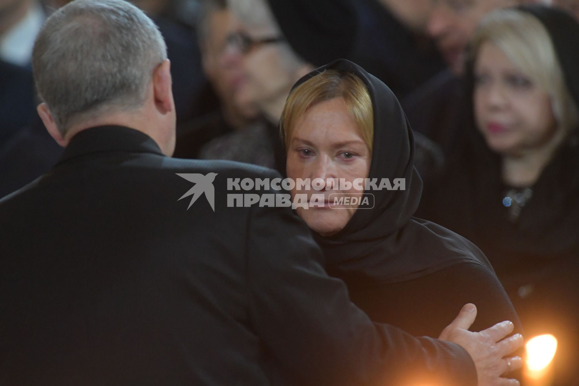 Москва. Вдова Юрия Лужкова  Елена Батурина  на церемонии прощания с бывшим  мэрм Москвы Юрием Лужковым в храме Христа Спасителя.