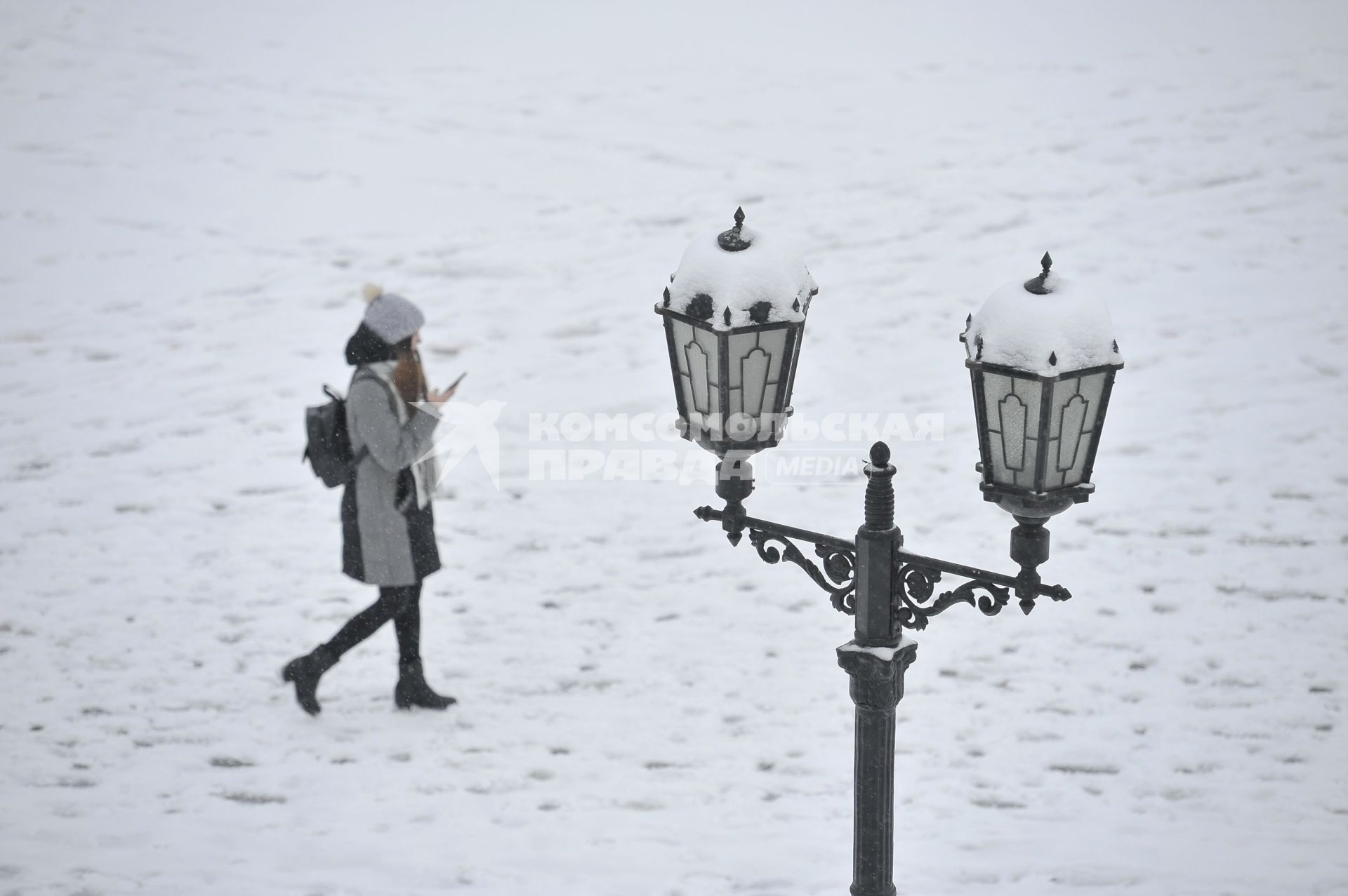 Екатеринбург. Жители города во время снегопада