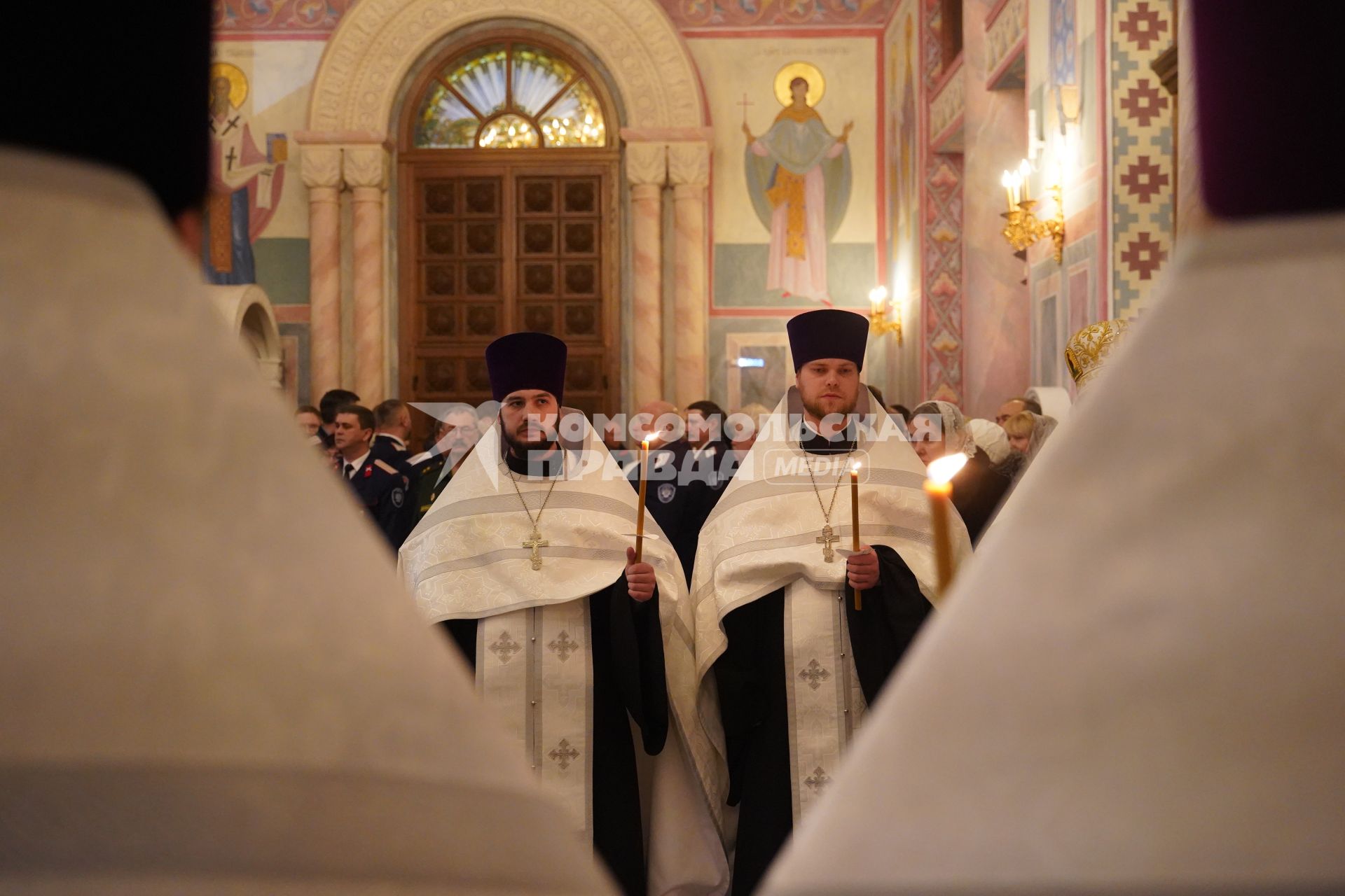 Самара. Во время Рождественского богослужения в Софийском соборе.