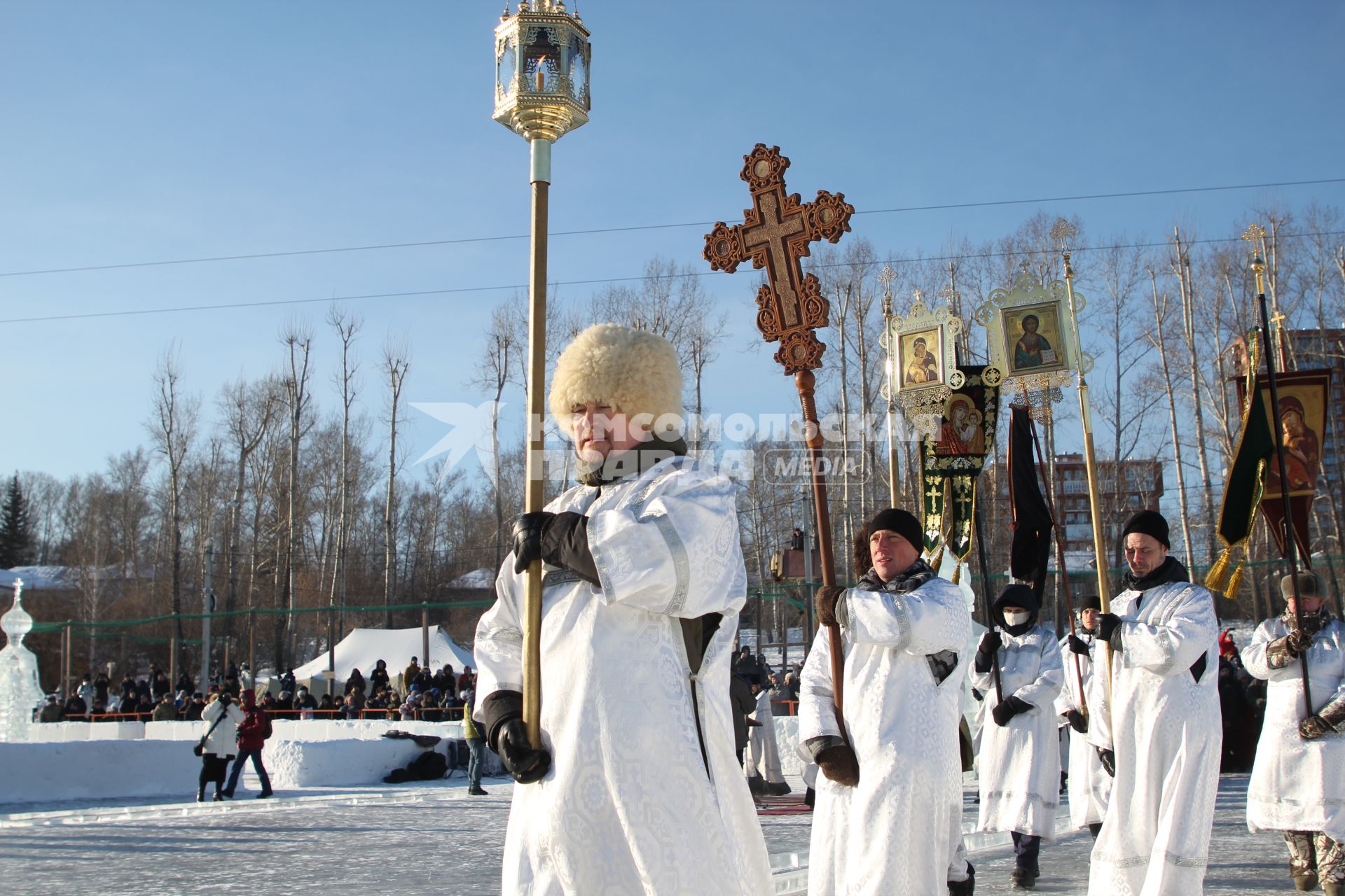 Иркутск. Освящение воды в праздник Крещения Господня.