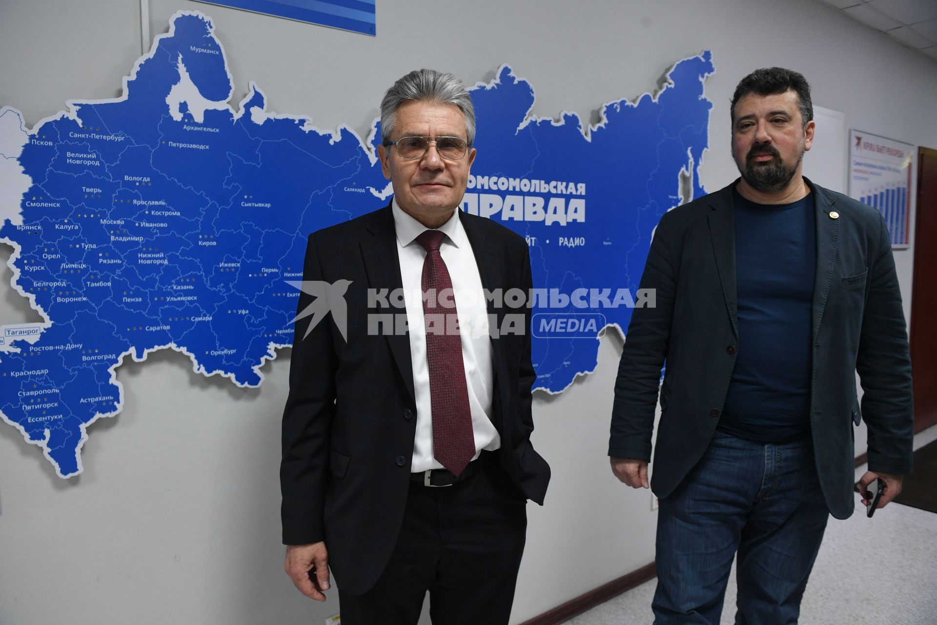 Москва. Президент РАН  Александр Сергеев  в редакции `Комсомольская правда`.