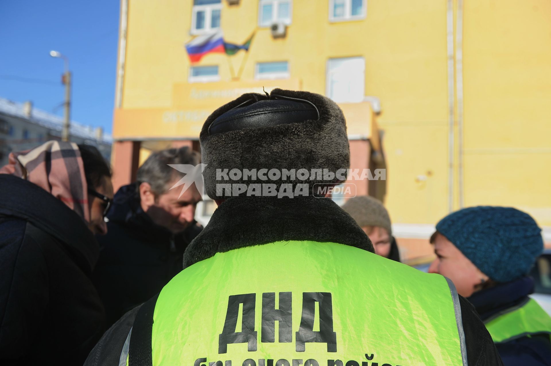 Екатеринбург. Группа добровольных народных дружинников во время охраны обшественного порядка в городе