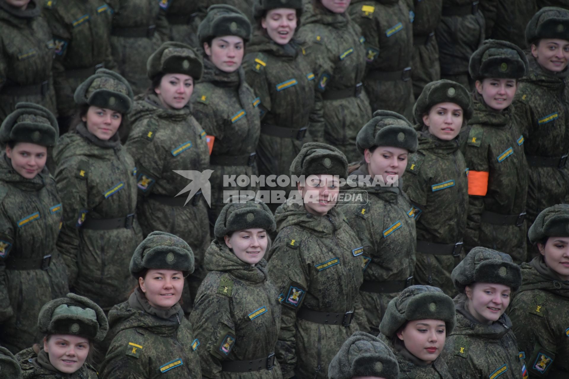 Московская область. Курсанты время репетиции парада Победы на  военном полигоне `Алабино`.