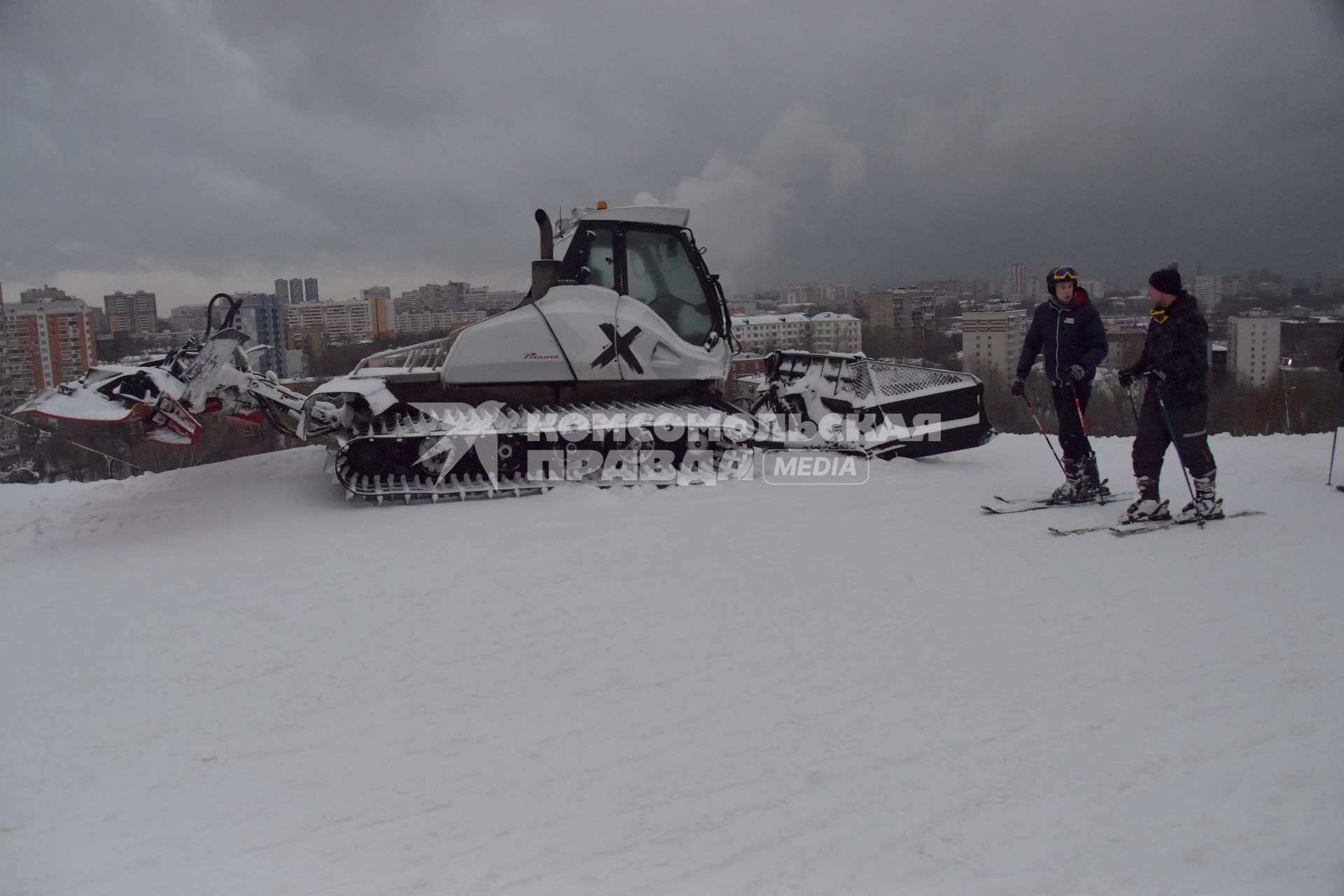 Москва.  Горнолыжный комплекс`Кант`на Нагорной.