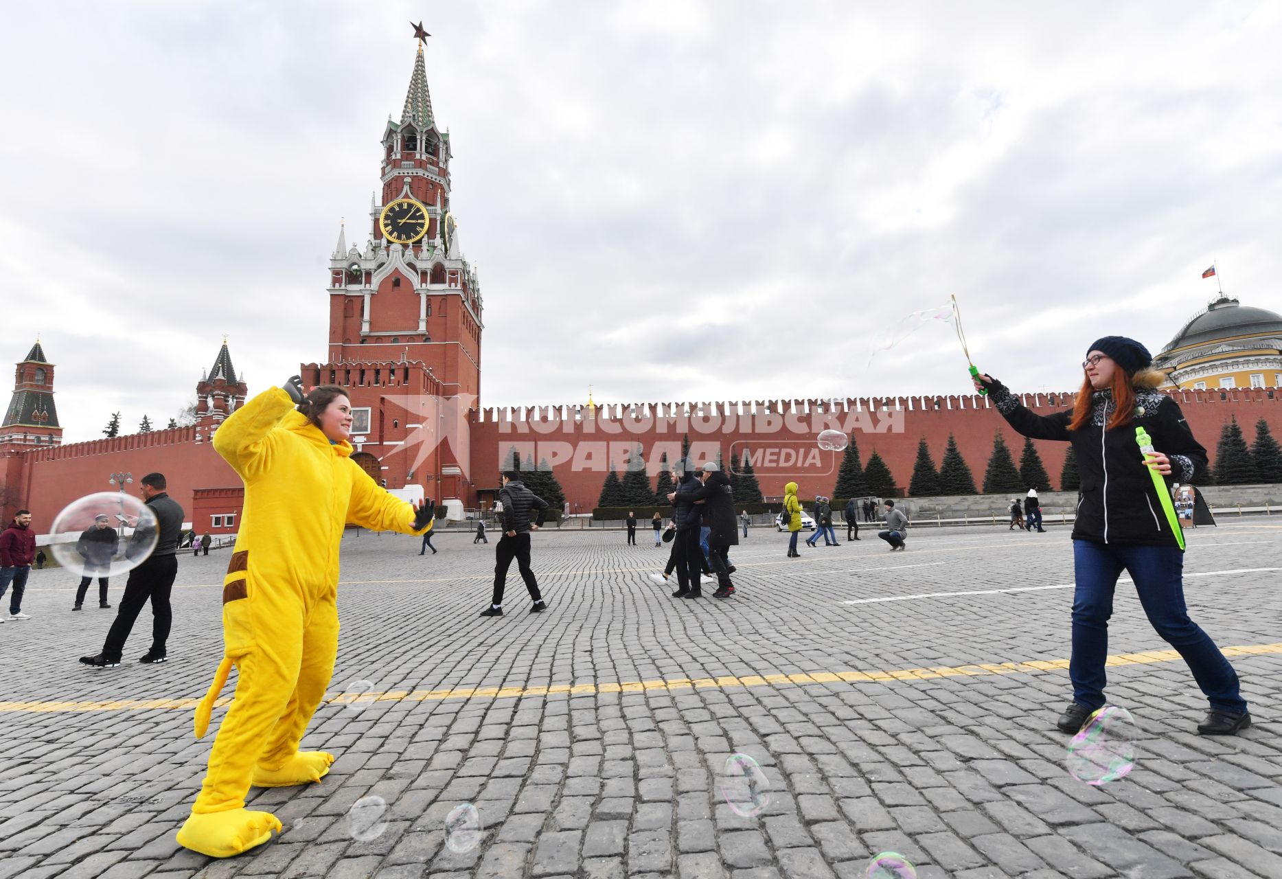 Москва. Аниматоры на Красной площади.