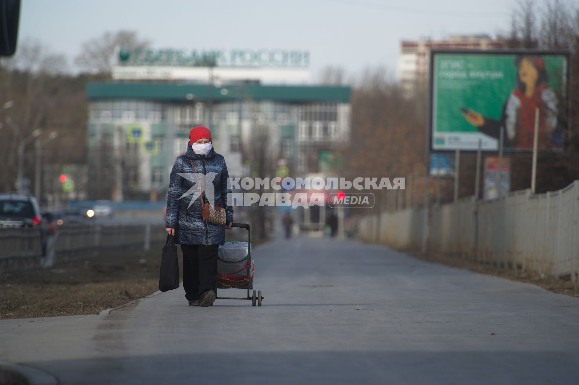 Екатеринбург. Горожане во время нерабочей недели объявленной президентом РФ для снижения темпов распространения коронавируса COVID-19