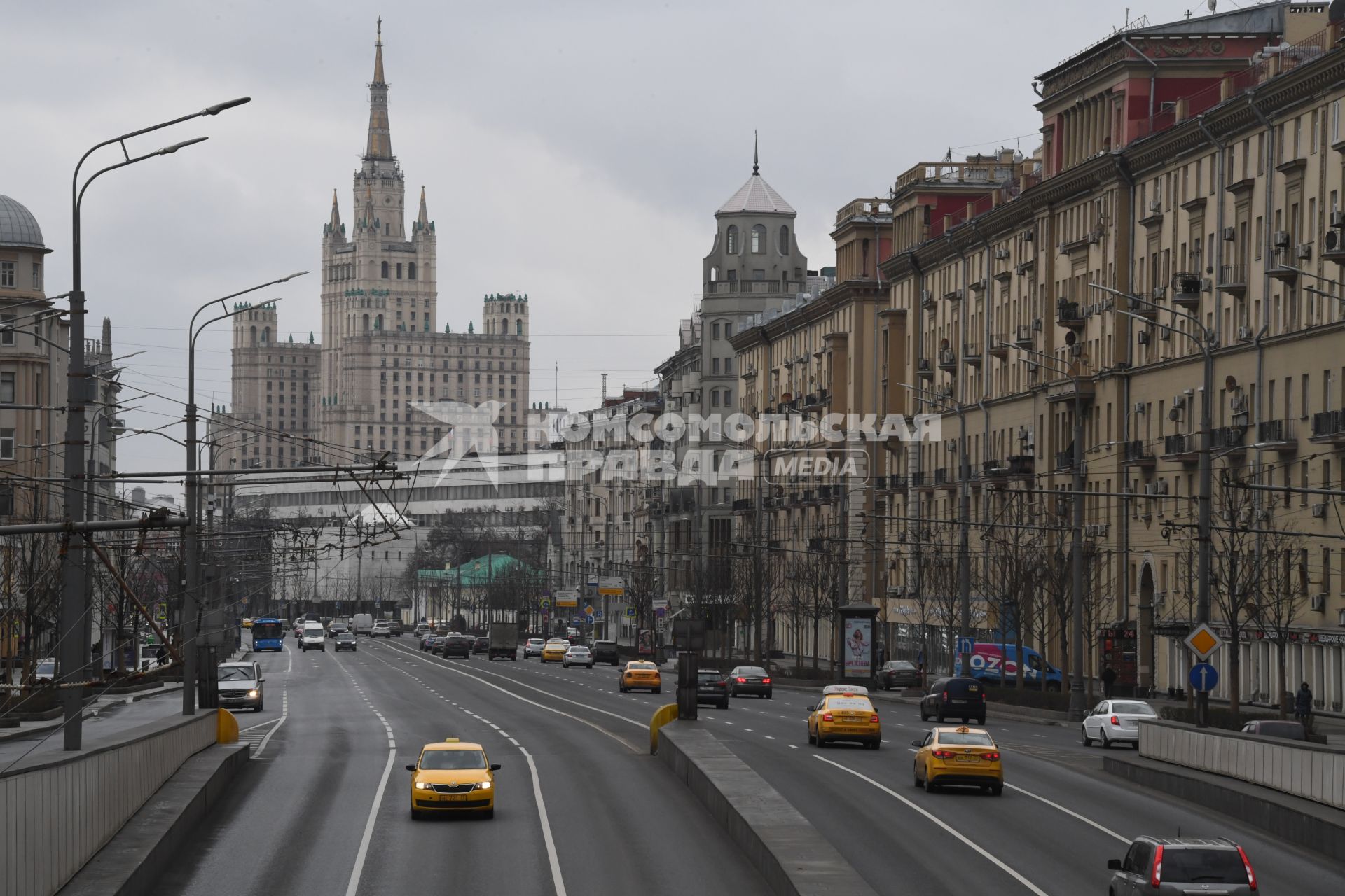 Москва. Вид на Большую Садовую улицу.