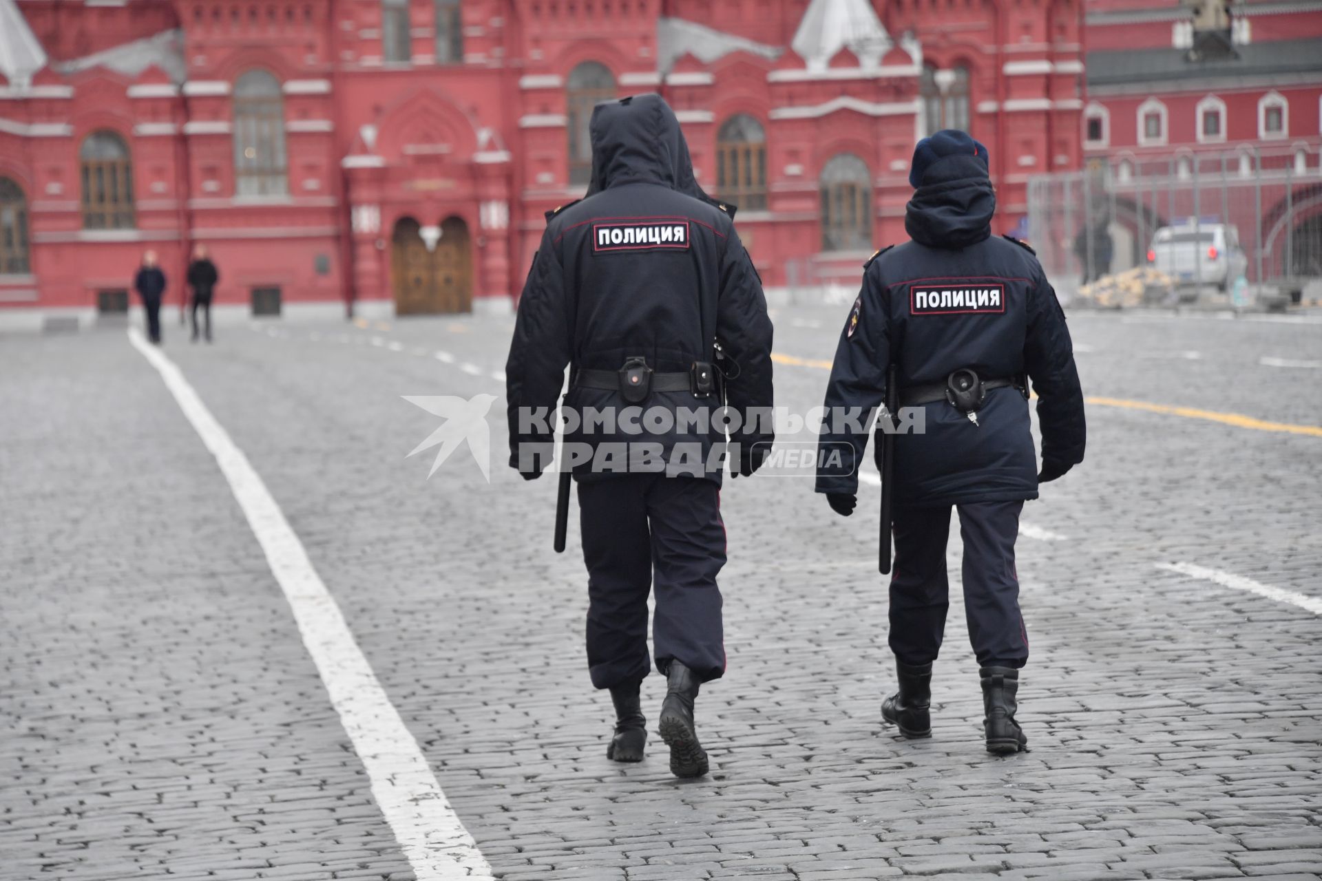 Москва. Пустая Красная площадь.