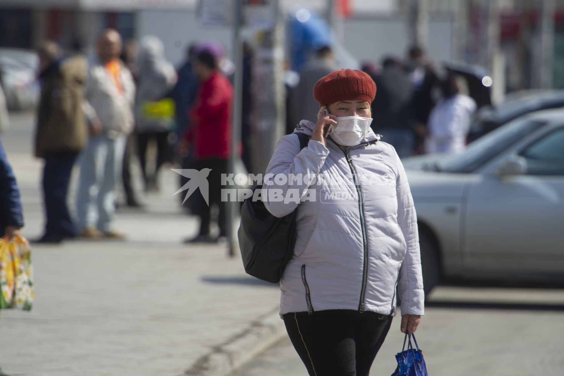 Екатеринбург. Горожане гуляют во время режима самоизоляции, введеного из-за распространения коронавирусной инфекции COVID-19