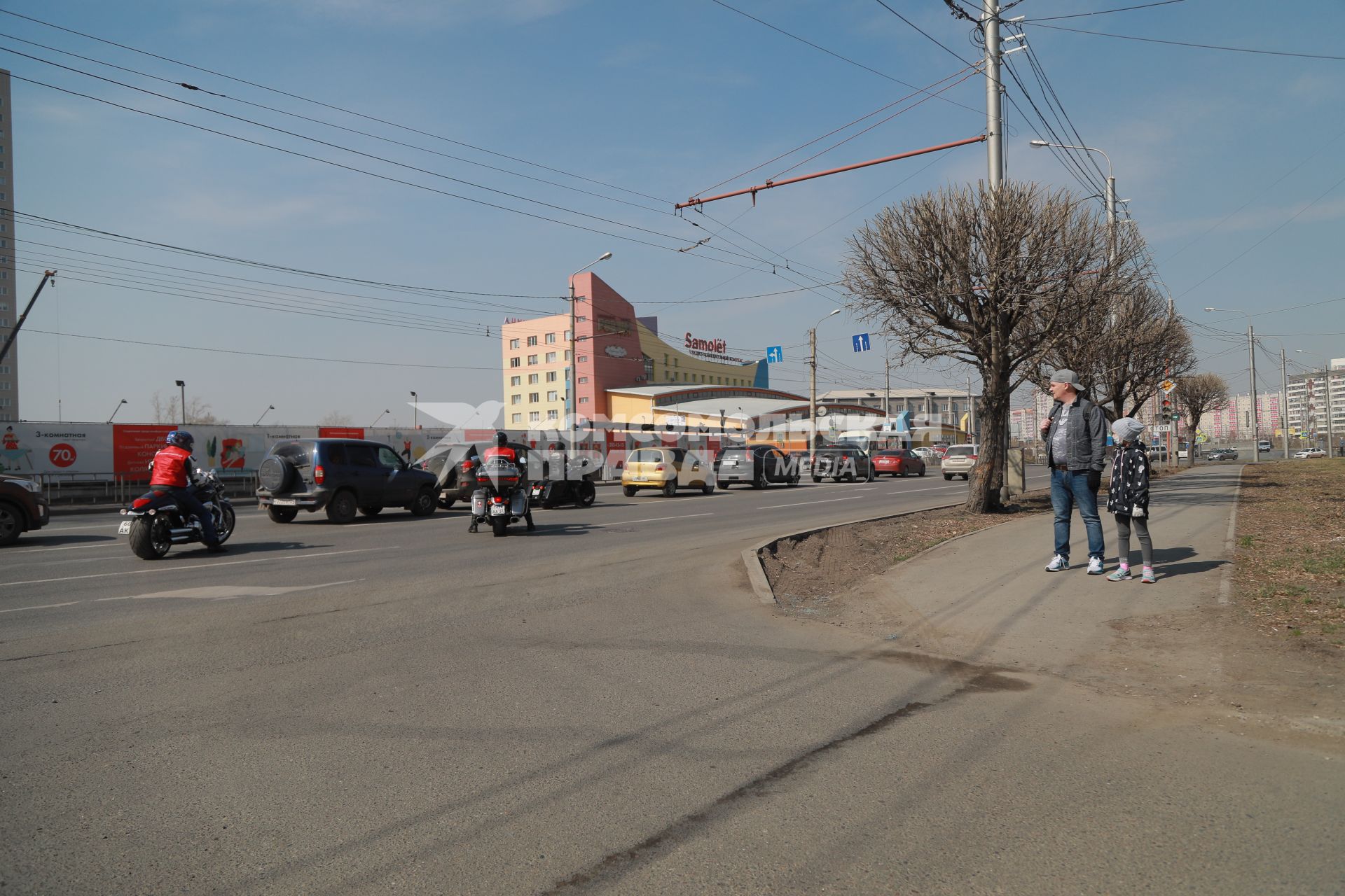 Красноярск. Байкерские клубы города присоединились к волонтерскому движению в период эпидемии коронавирусной инфекции.