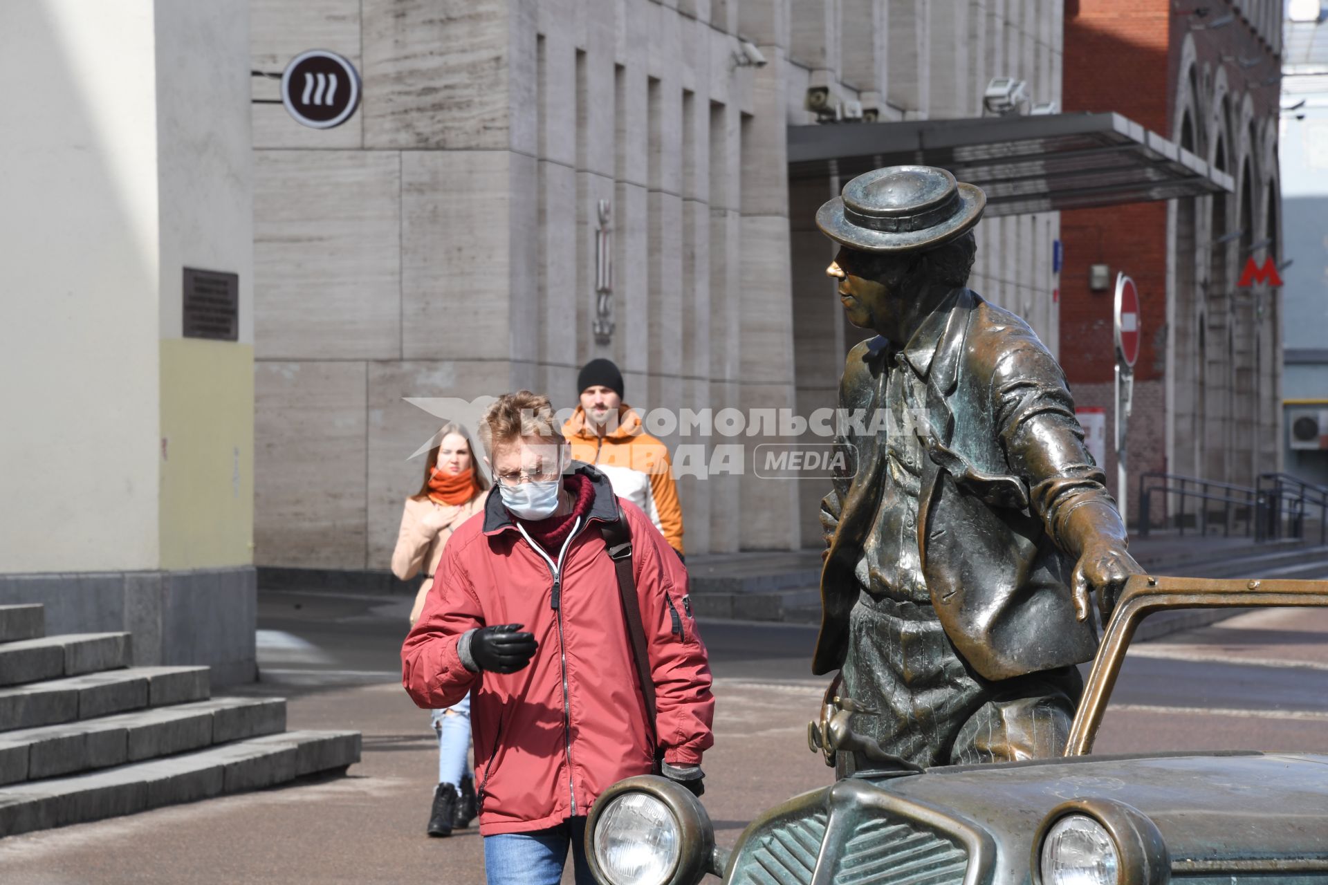 Москва. Памятник Юрию Никулину на Цветном бульваре.