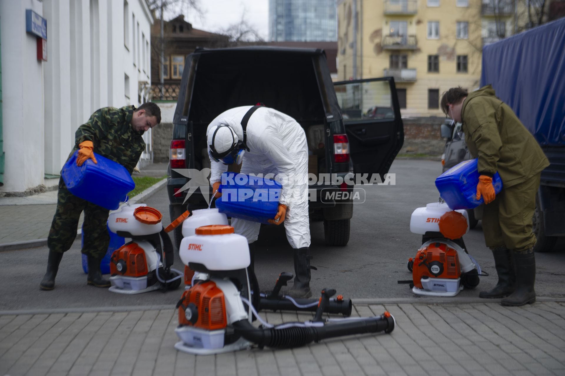 Екатеринбург. Обработка от клещей в парках и скверах  города