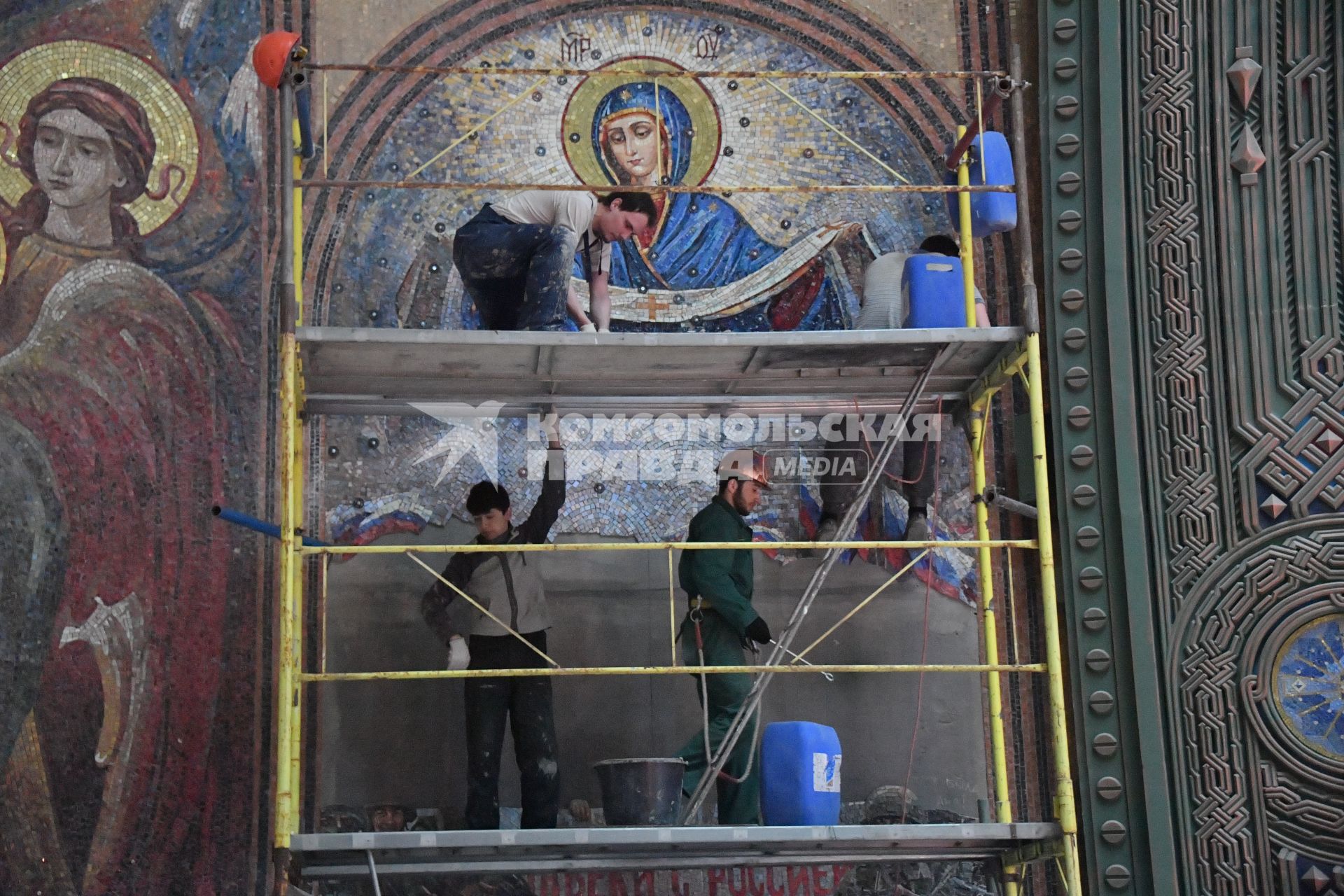 Московская область. Во время проведения отделочных работ в главном храме Вооруженных сил России в парке `Патриот`.