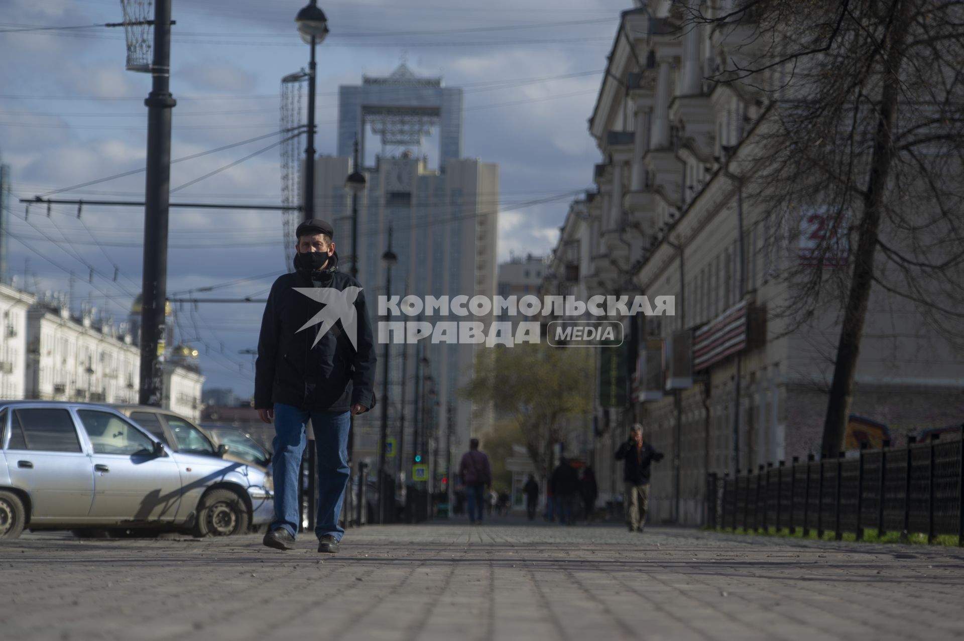 Екатеринбург. Горожане во время режима самоизоляции, введенного для нераспространения COVID-19