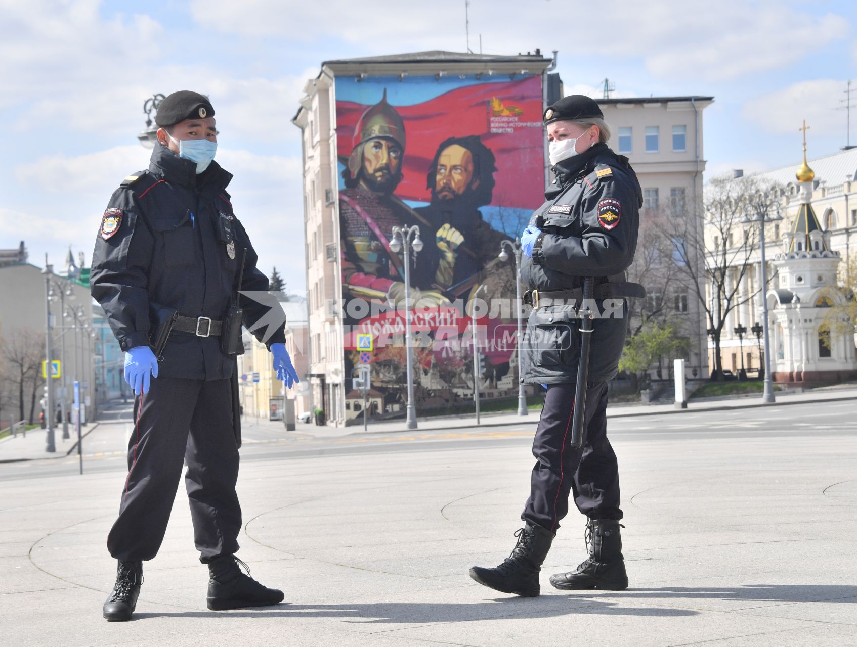 Москва. Сотрудники полиции.