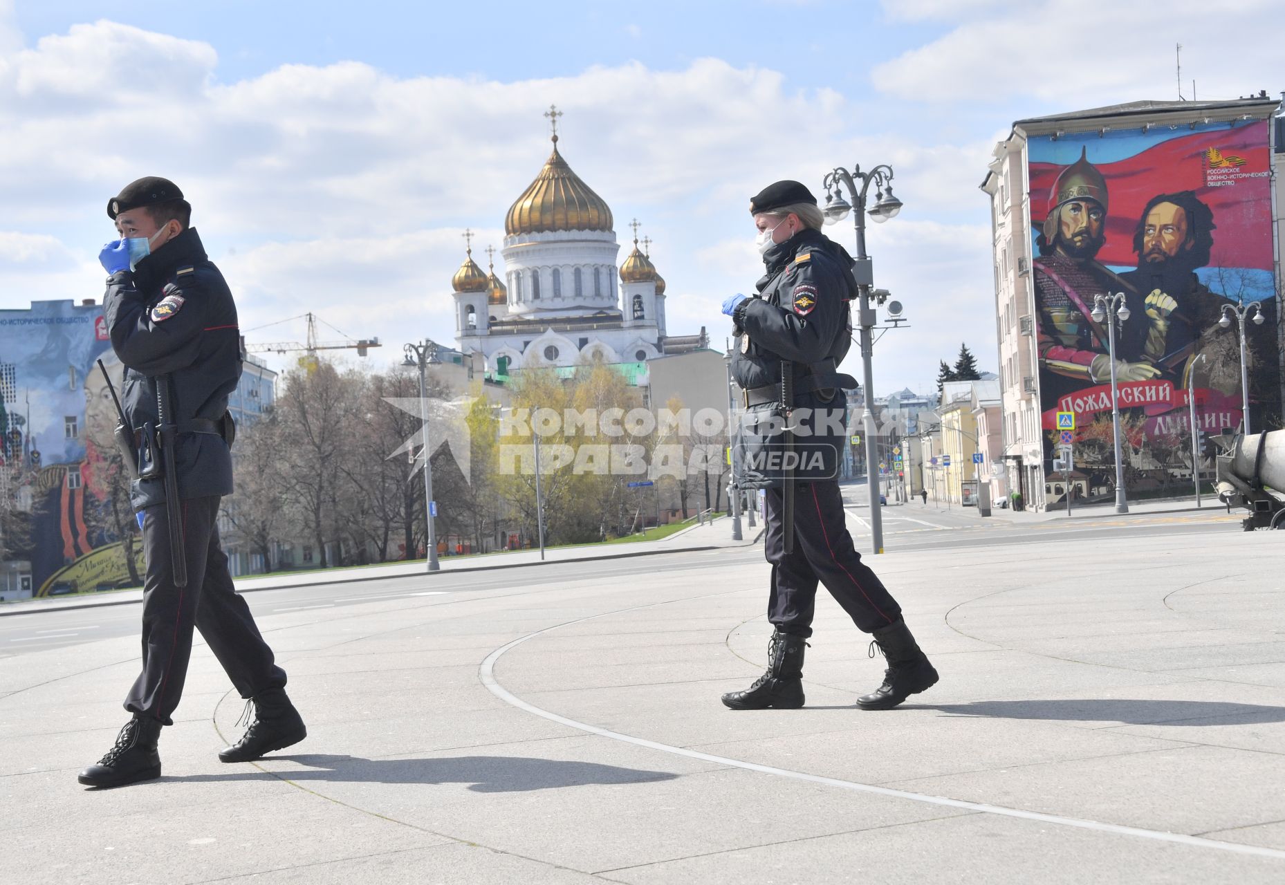 Москва. Сотрудники полиции.