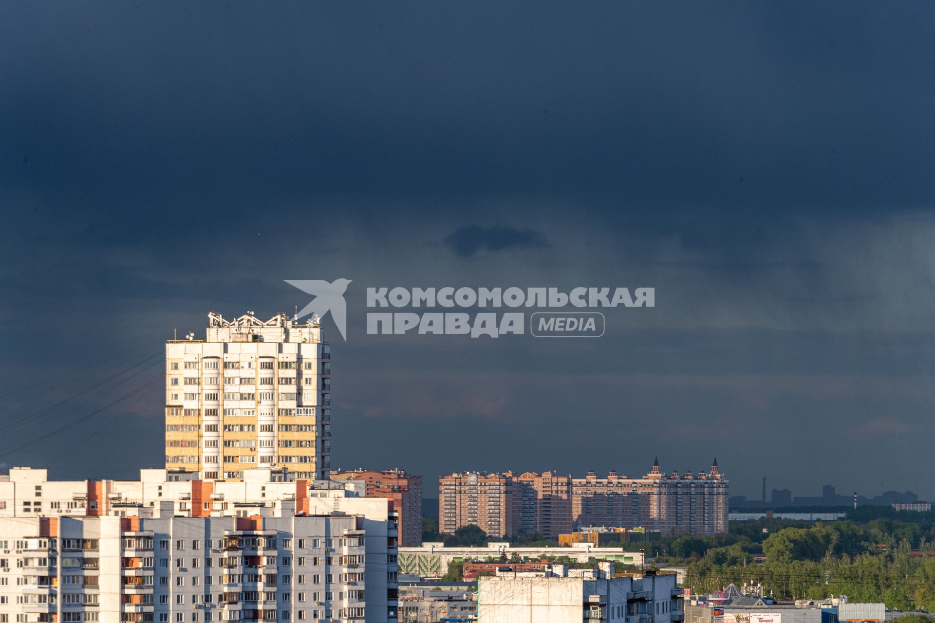 Москва.  Вид на жилой район города.