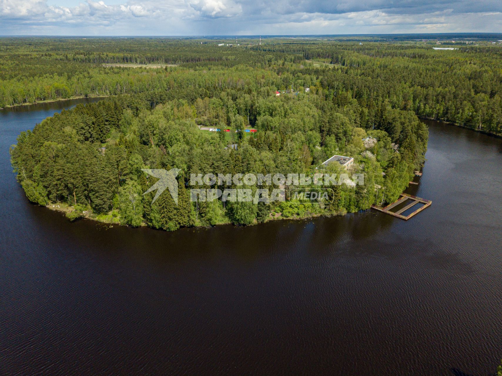 Московская область. Вид сверху на  Луковое озеро Ногинского района.