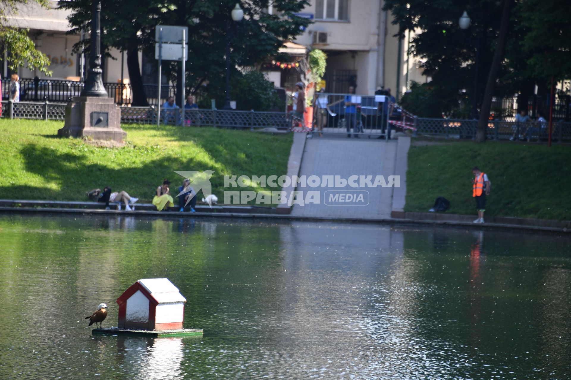 Москва. На Патриарших прудах.