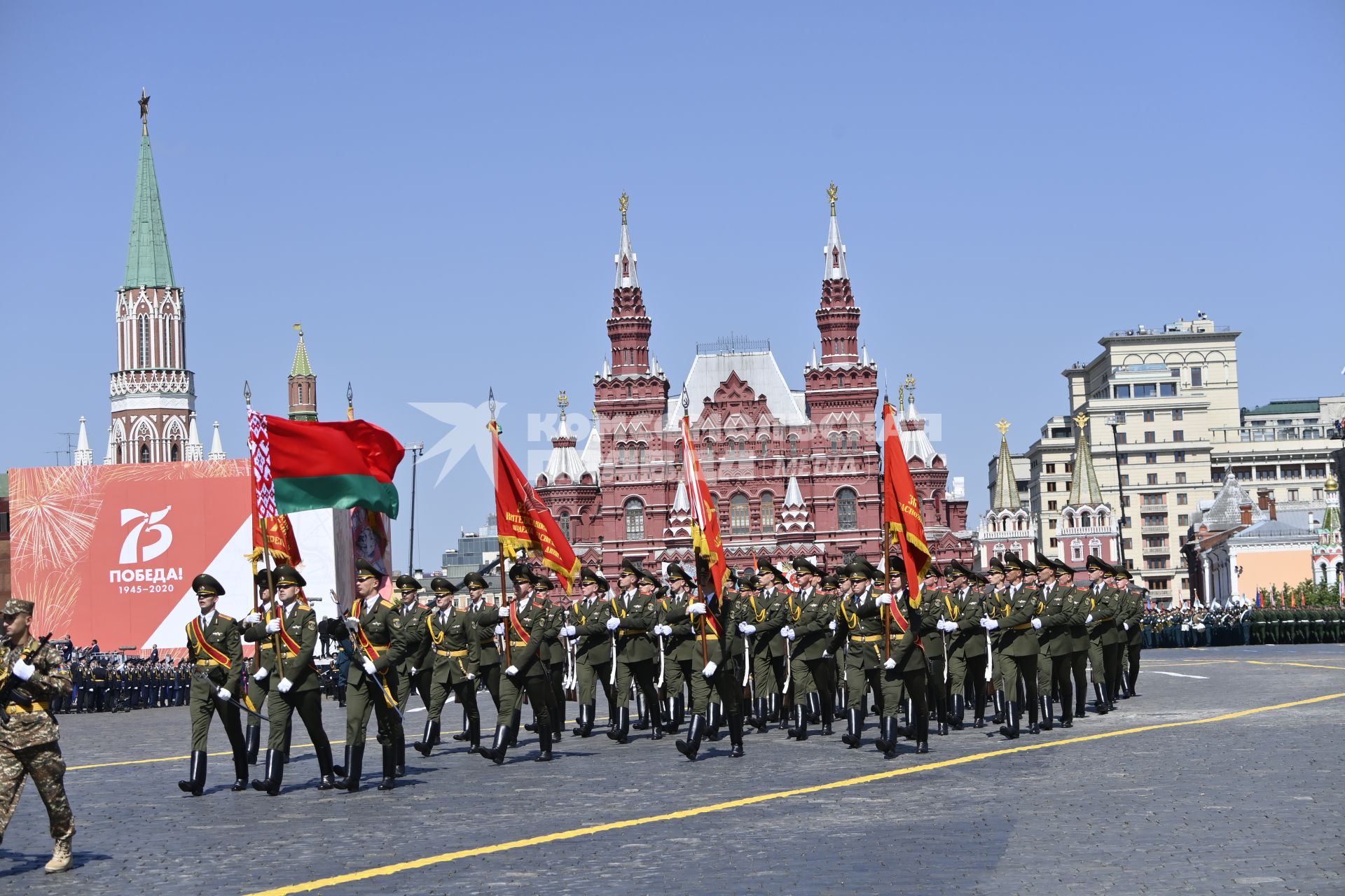 Москва.  Военнослужащие армии республики Беларусь во время военного парада в ознаменование 75-летия Победы в Великой Отечественной войне 1941-1945 годов на Красной площади.