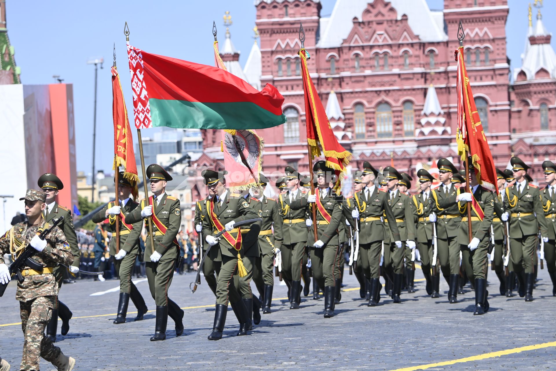 Москва.  Военнослужащие армии республики Беларусь во время военного парада в ознаменование 75-летия Победы в Великой Отечественной войне 1941-1945 годов на Красной площади.