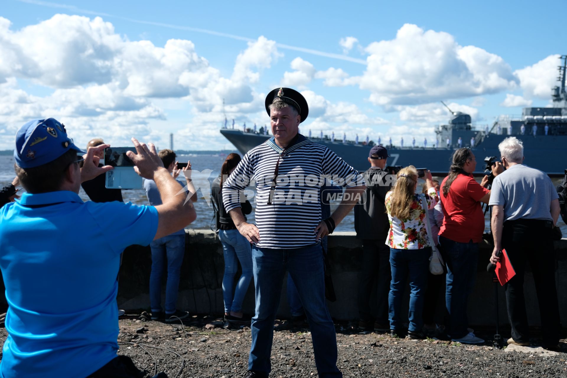 Санкт-Петербург. Во время Главного военно-морского парада в честь Дня Военно-Морского Флота России.