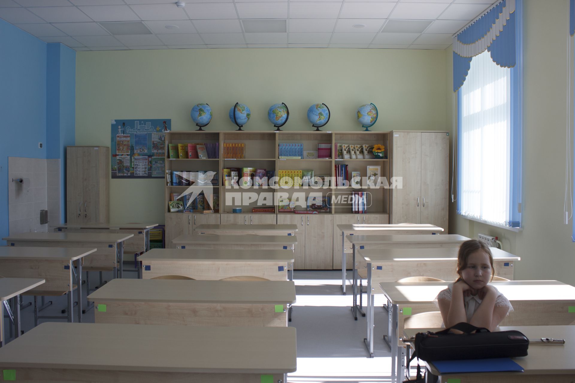 Екатеринбург. Учебный класс по географии в среднеобразовательной школе, открытой после реконструкции