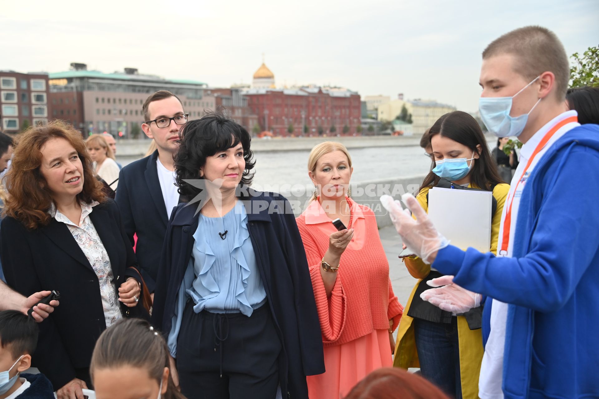 Москва. Секретарь Общественной Палаты Лидия Михеева  во время проведения фестиваля гражданского общества `Добрые люди `, организованного  российской Общественной палатой  в парке Музеон.