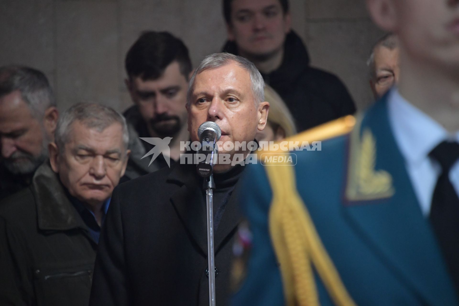 Москва. Первый замглавы МЧС генерал-полковник внутренней службы Александр Чуприян на церемонии прощания с легендарным пожарным, заместителем председателя центрального совета Всероссийского добровольного пожарного общества, генералом внутренней службы Виктором Климкиным.