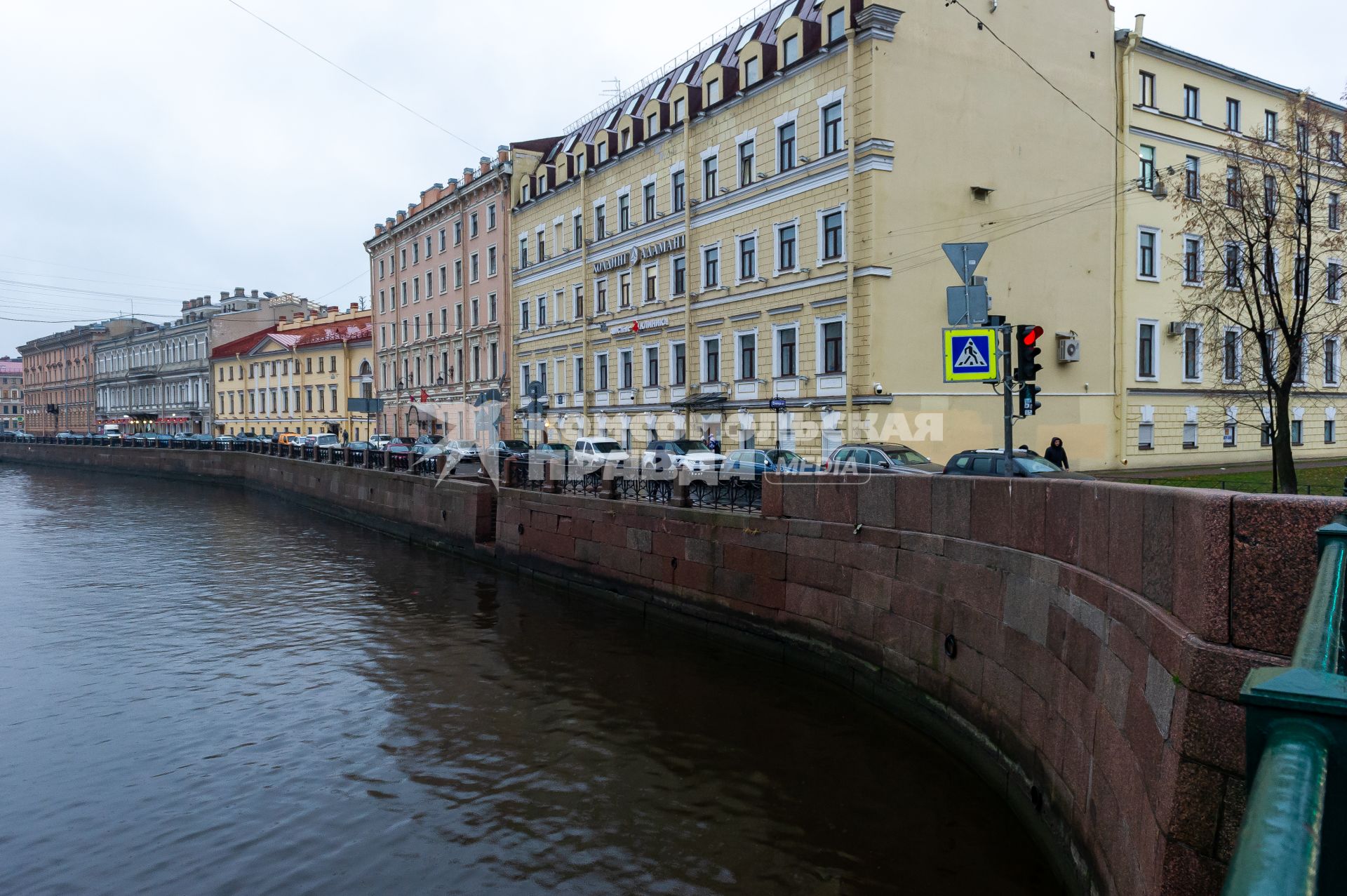 Санкт-Петербург. Место на реке Мойке, где были обнаружены останки аспирантки СПбГУ Анастасии Ещенко, в убийстве которой подозревается доцент СПбГУ Олег Соколов.