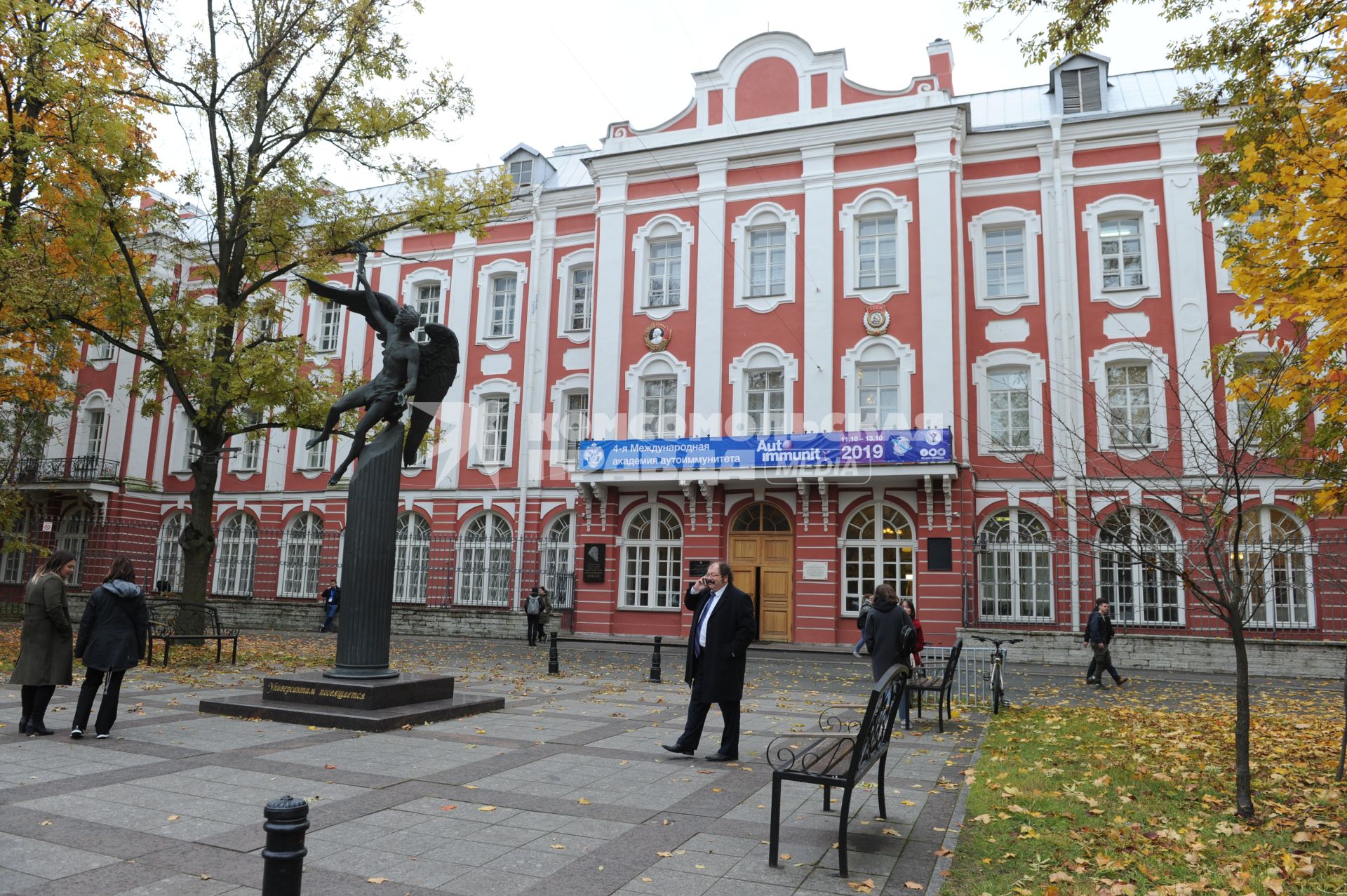 Санкт-Петербург. Здание Санкт-Петербургского государственного университета (СПбГУ), где преподавал доцент Олег Соколов, подозреваемый в убийстве своей аспирантки Анастасии Ещенко.