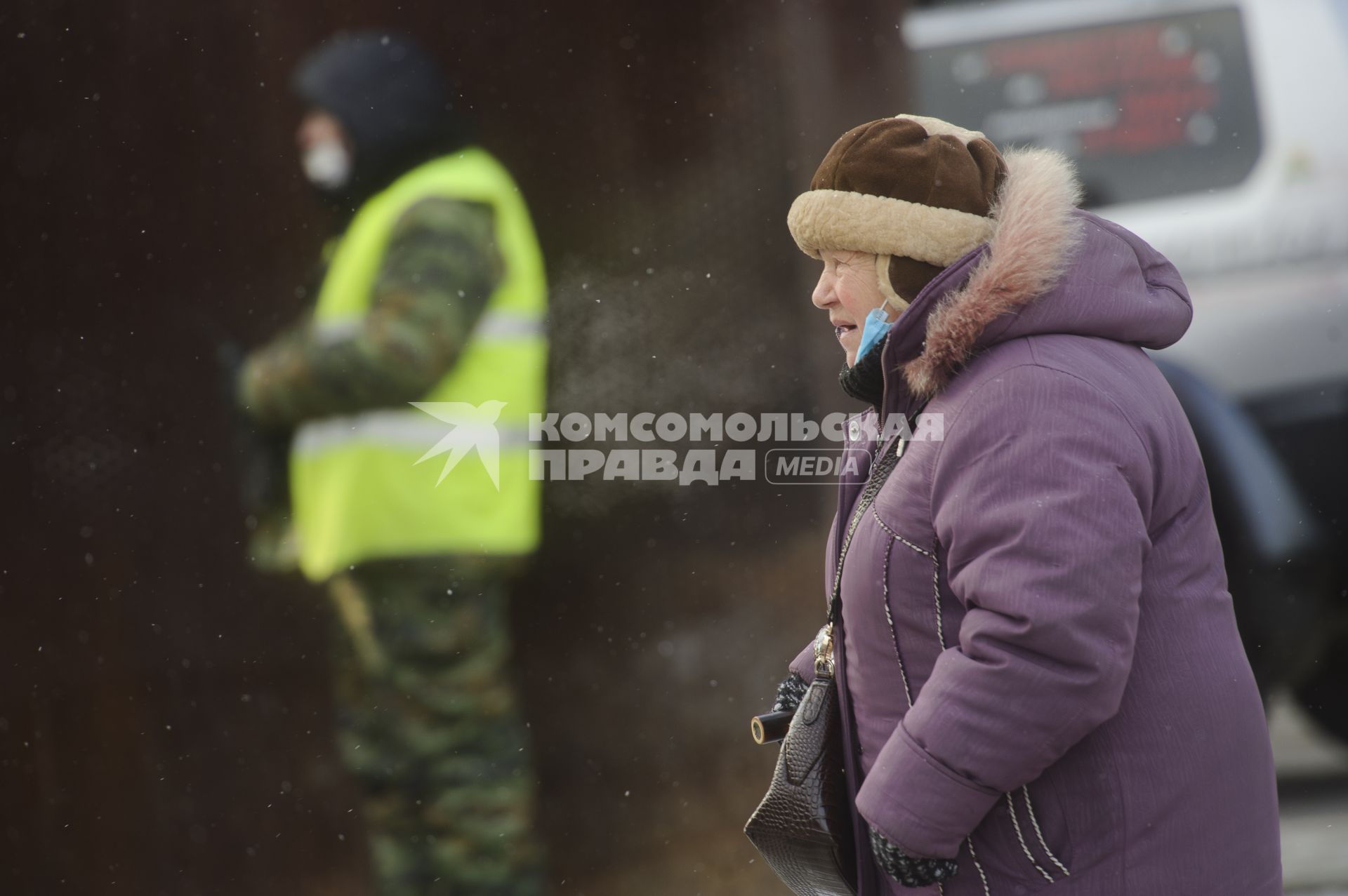 Екатеринбург. Горожане в защитных масках во время эпидемии новой коронавирусной инфекции COVID-19