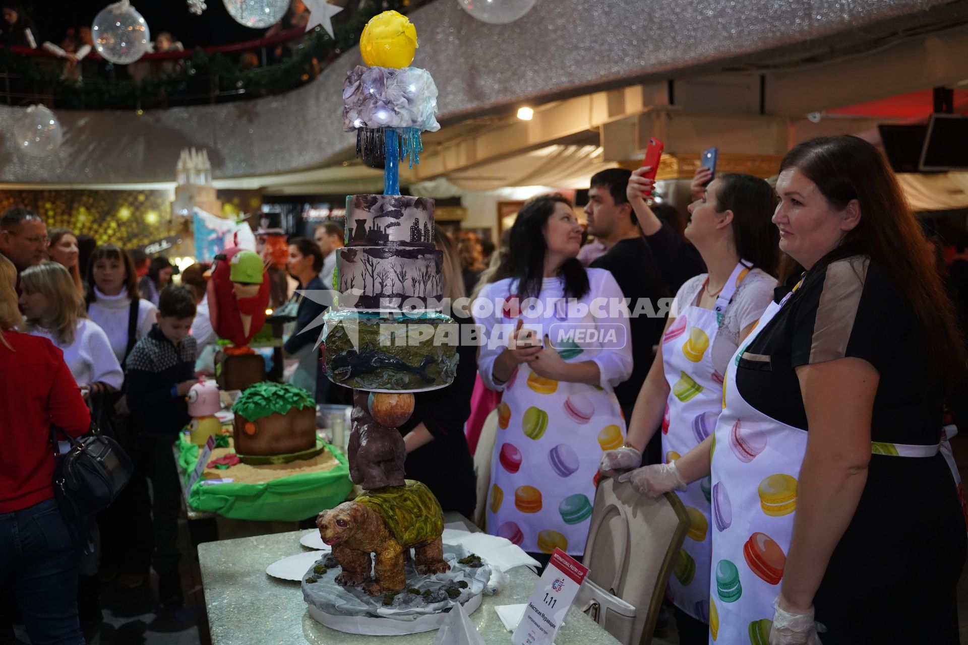 Самара. Кондитерский конкурс `International Pastry Cup`.