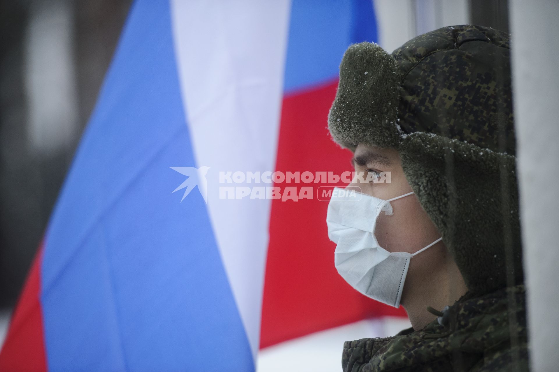 Свердловская область. п.Красный. Военнослужащие зенитно-ракетного полка, куда на боевое дежурство заступили ЗРК С-400 \'Триумф\'