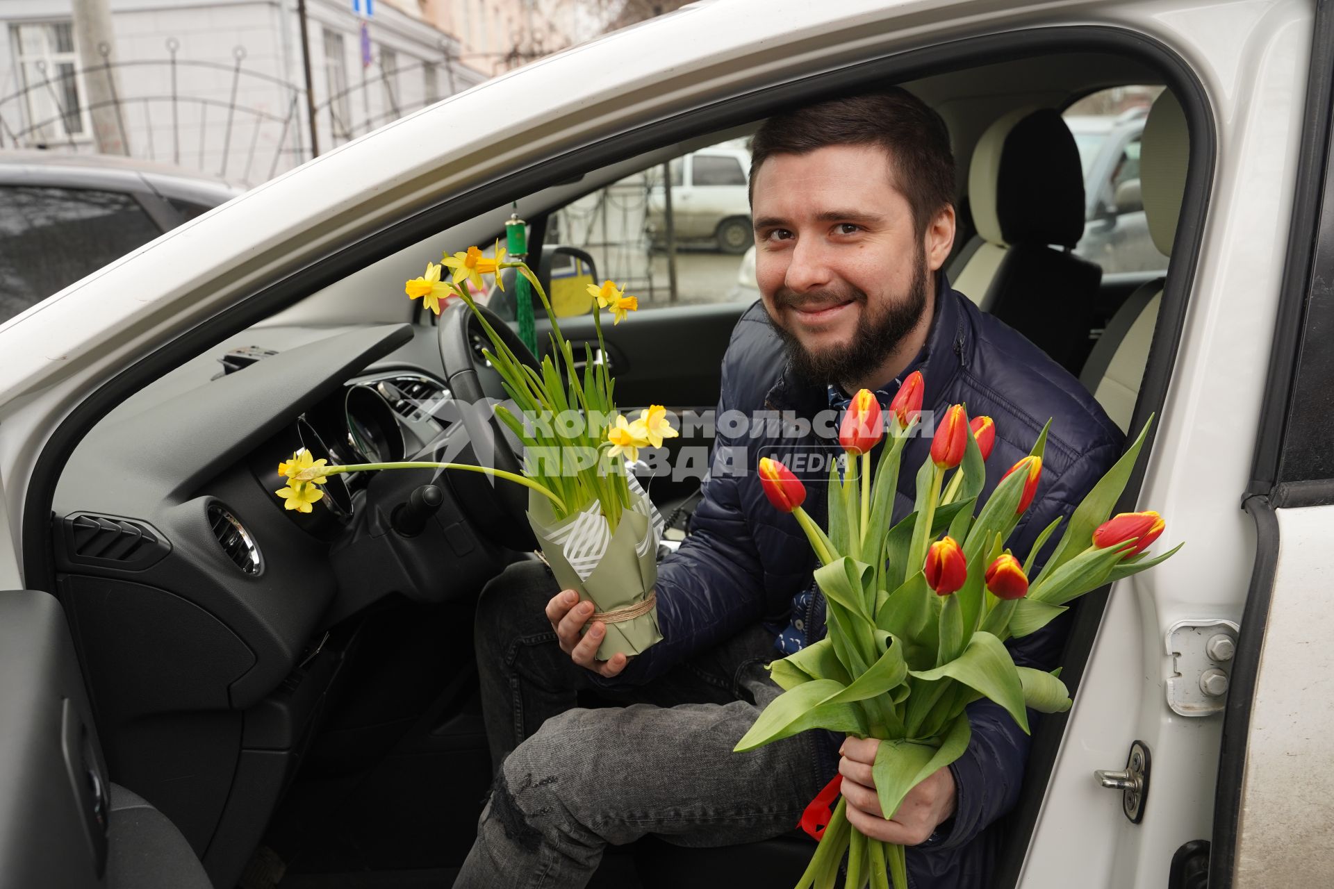 Самара. Работа курьера по доставке цветов.