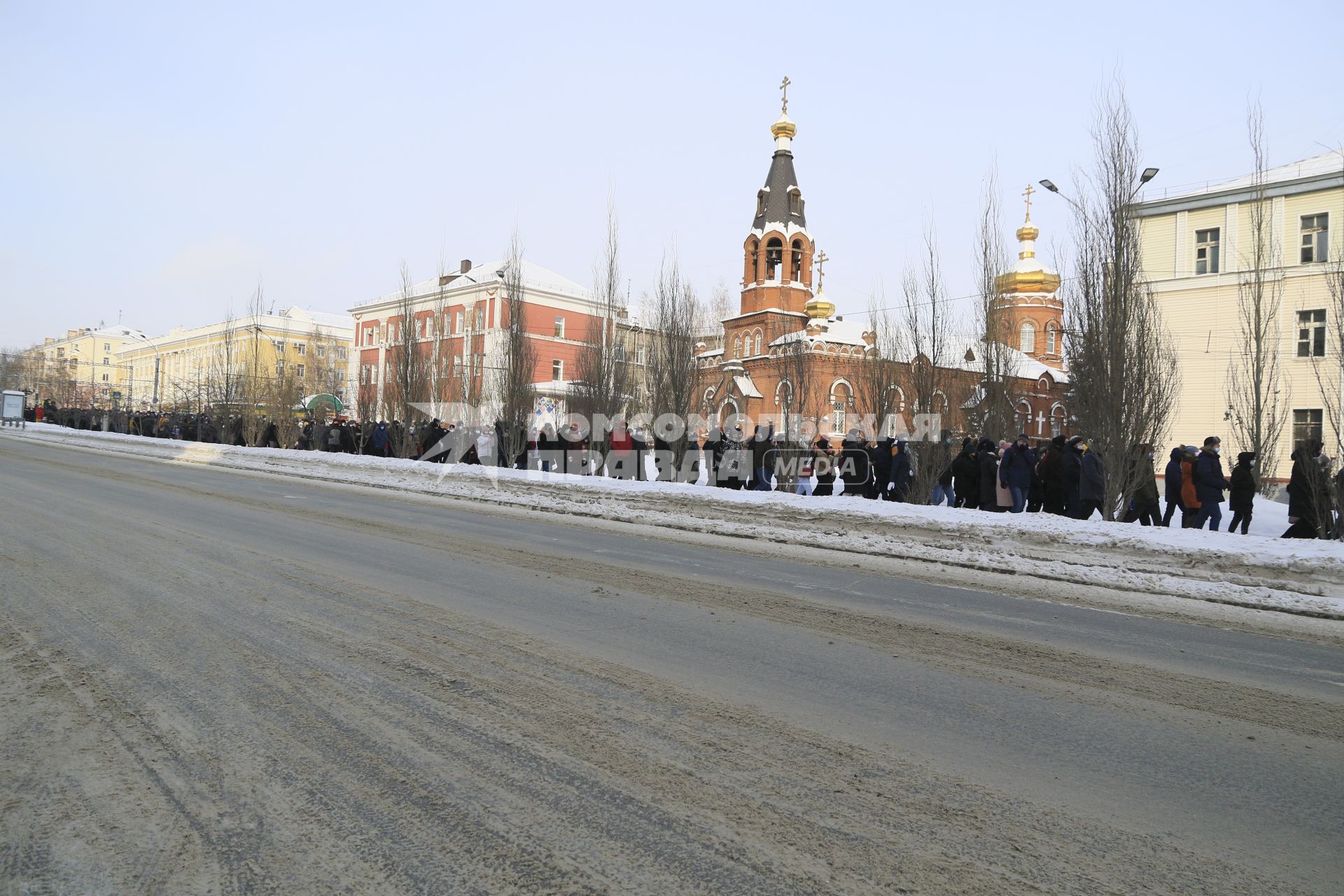 Барнаул. Шествие участников несанкционированной акции в поддержку оппозиционера Алексея Навального.