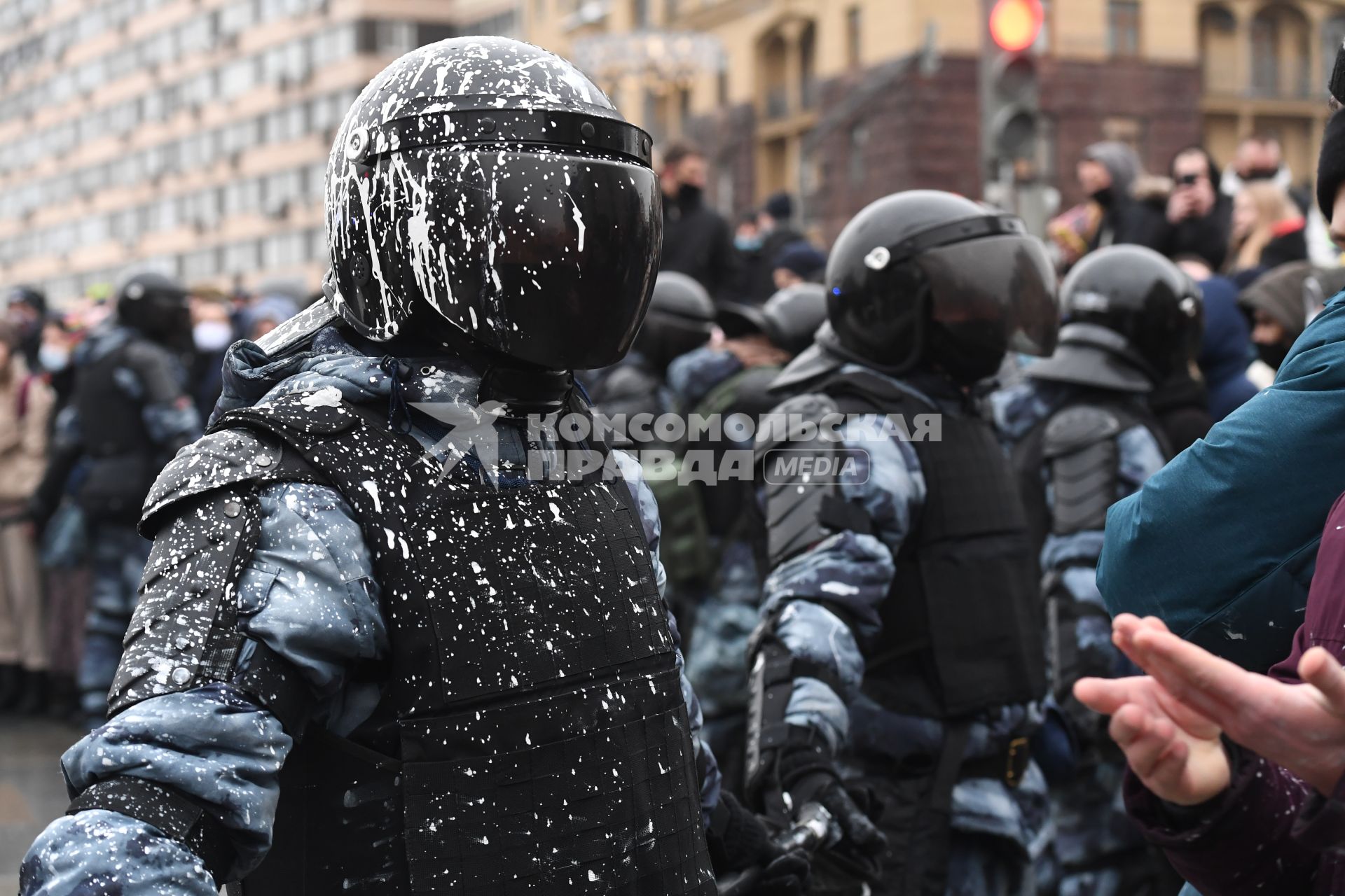 Москва. Сотрудники правоохранительных органов во время несанкционированной акции в поддержку оппозиционера Алексея Навального на Пушкинской площади.