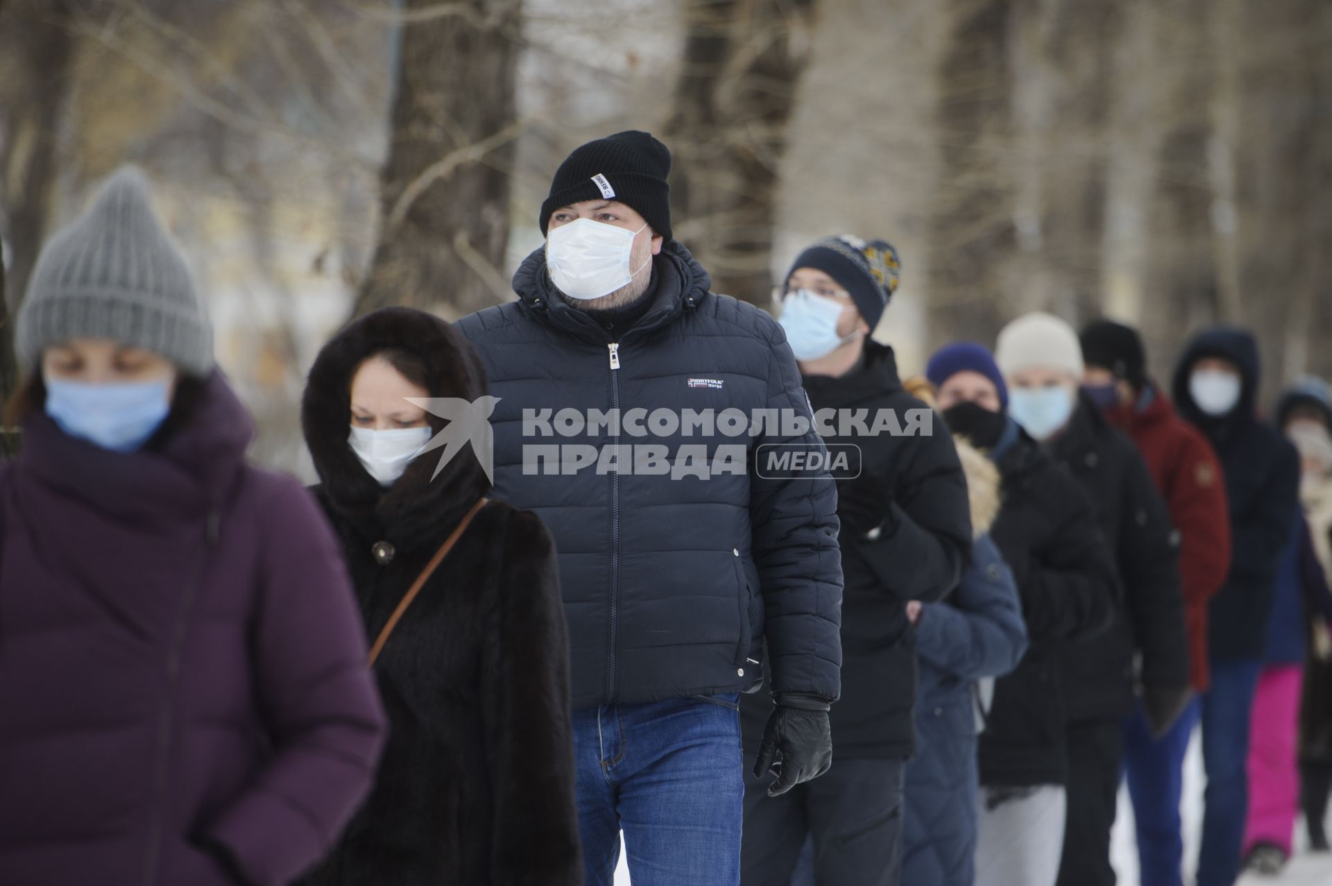 Екатеринбург. Участники несанкционированного шествия сторонников оппозиционера Алексея Навального