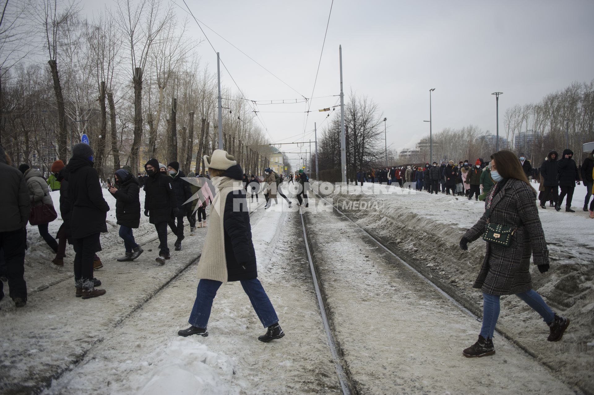 Екатеринбург. Участники несанкционированного шествия сторонников оппозиционера Алексея Навального