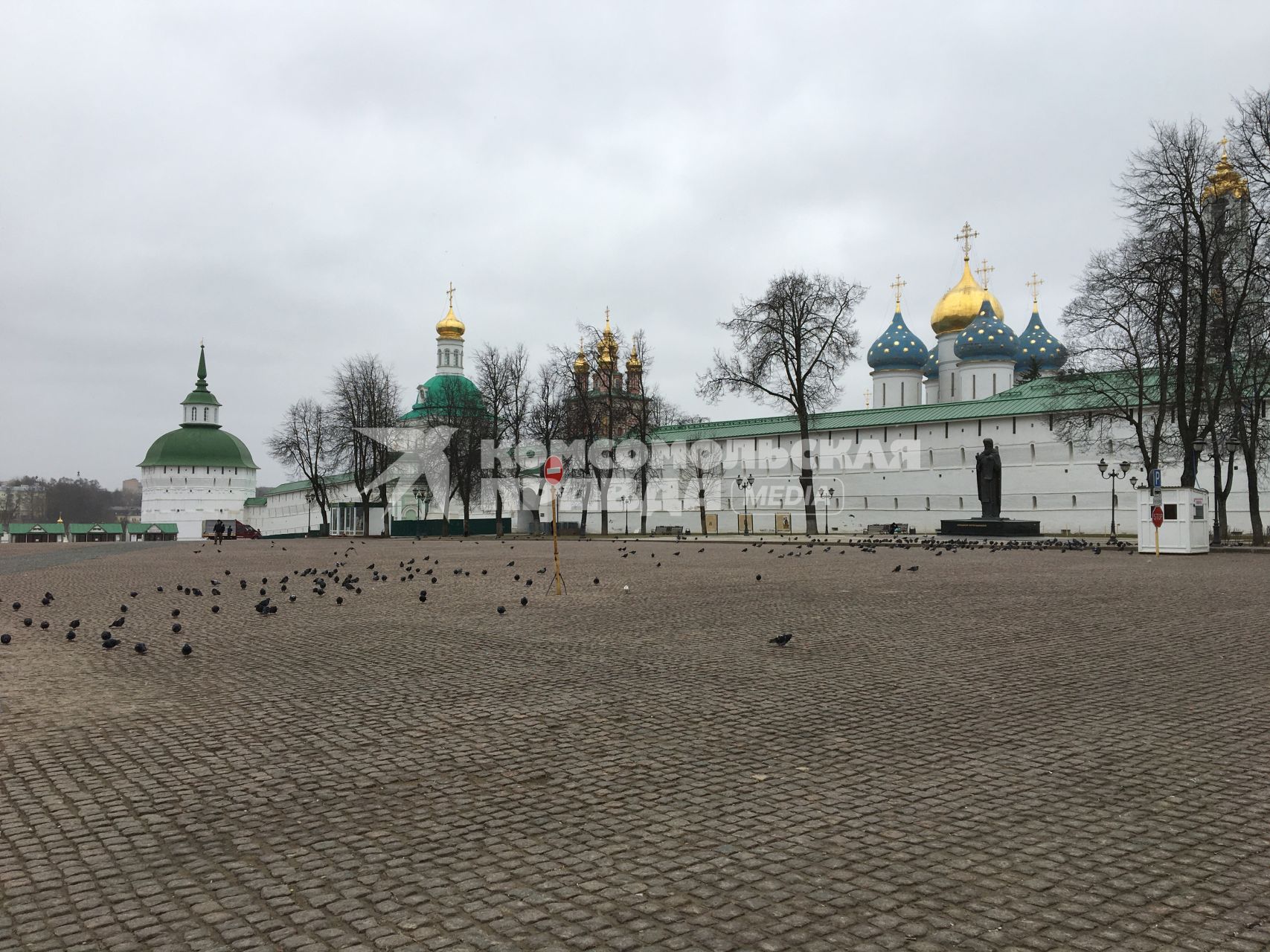 Московская область, Сергиев Посад. На территории Свято-Троицкой Сергиевой лавры.