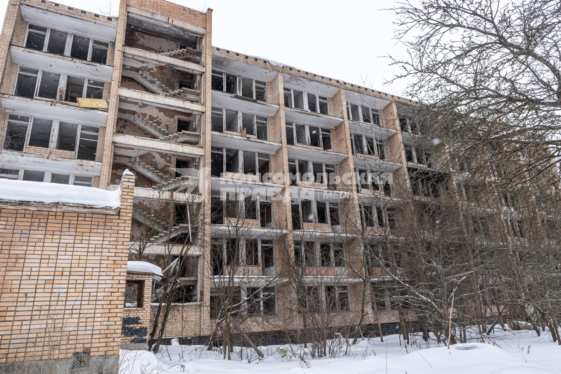 Московская область, Кубинка. Бывший пансионат `Голубое озеро`.